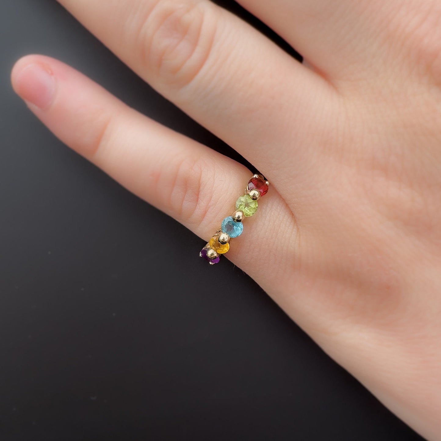 9ct Solid Gold Vintage Rainbow Ring | Multi-Gemstone Band | Amethyst, Peridot, Topaz, Citrine, Garnet | English Hallmarks | UK M - US 6.25