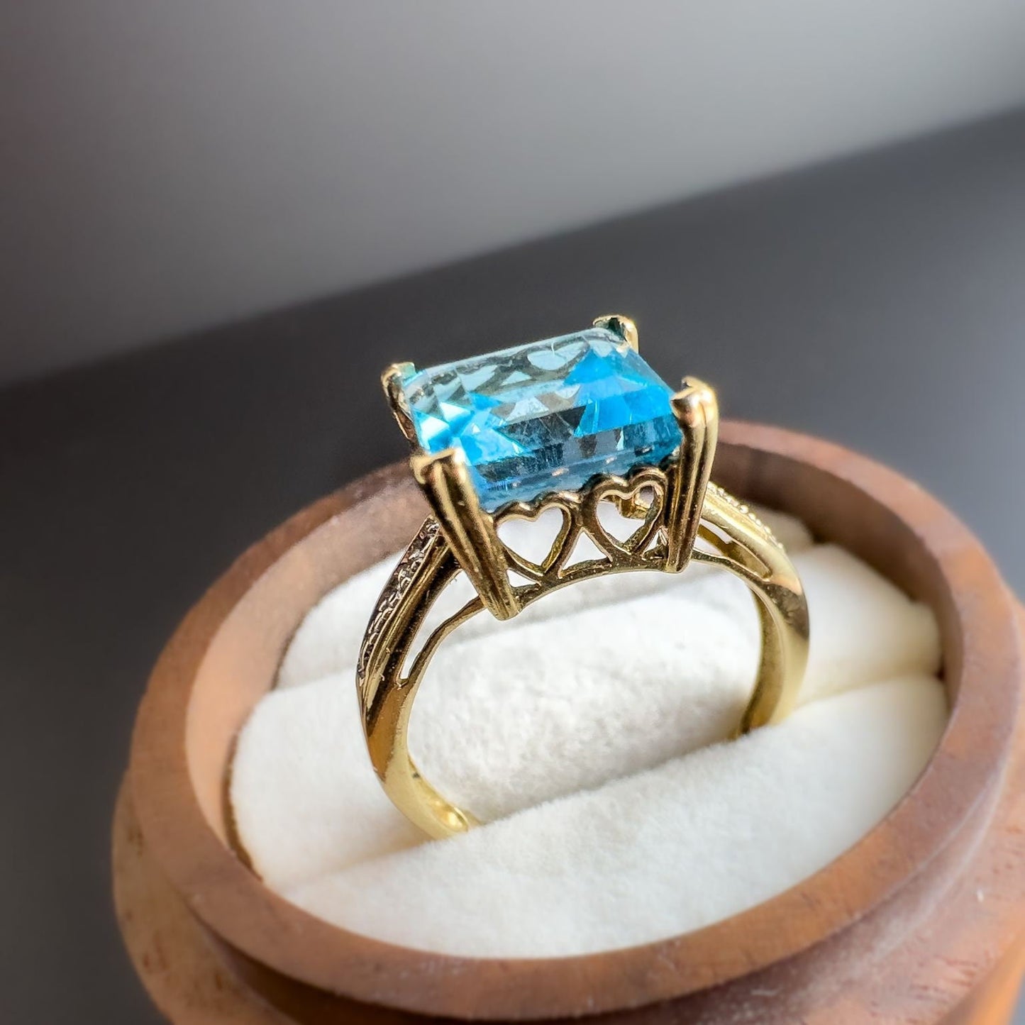 9ct | 9k Gold | Vintage |Princess Cut Topaz & Diamond Ring | Statement Ring | English Hallmarks |