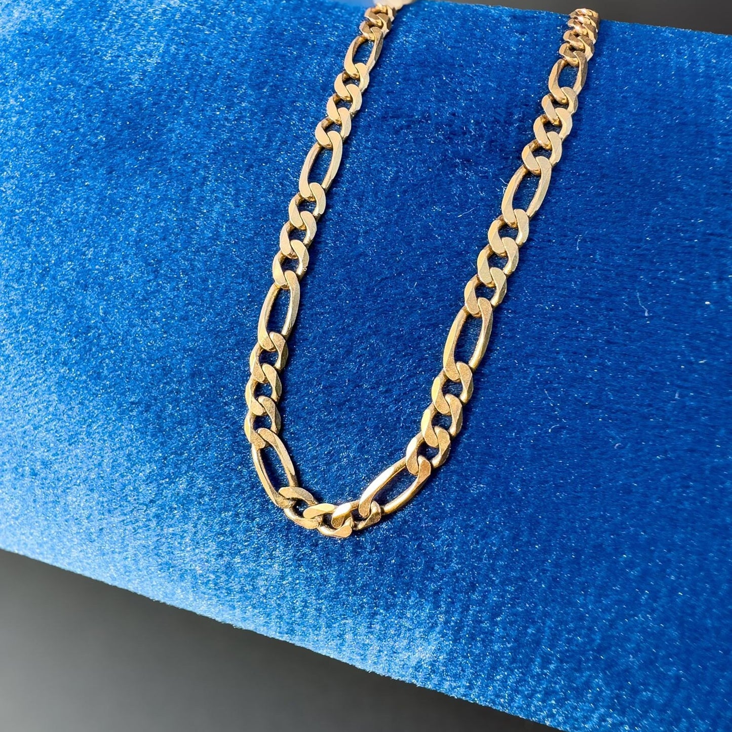 9ct | 9k Gold | Vintage | Figaro Flat Link Necklace | Solid Gold Fiagro Chain | 45cm | 18 Inch | Italian Hallmarks |