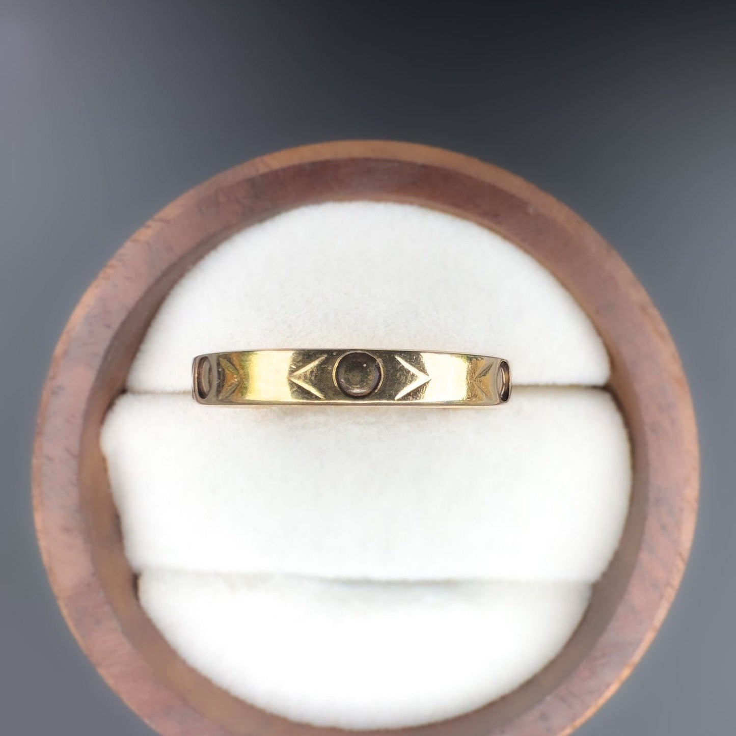 9ct | 9k Yellow Gold | 60s Vintage | Patterened Band Ring | Stacking Bands | Wedding Bands | English Hallmarks |