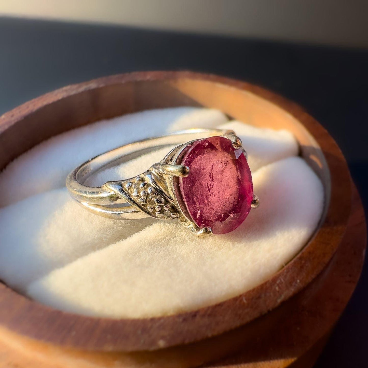 9k | 9ct White Gold | Vintage | Pink Ruby & Diamond Chip Ring | Statement Ring | Engagement Ring | Dress Ring | English Hallmarks |