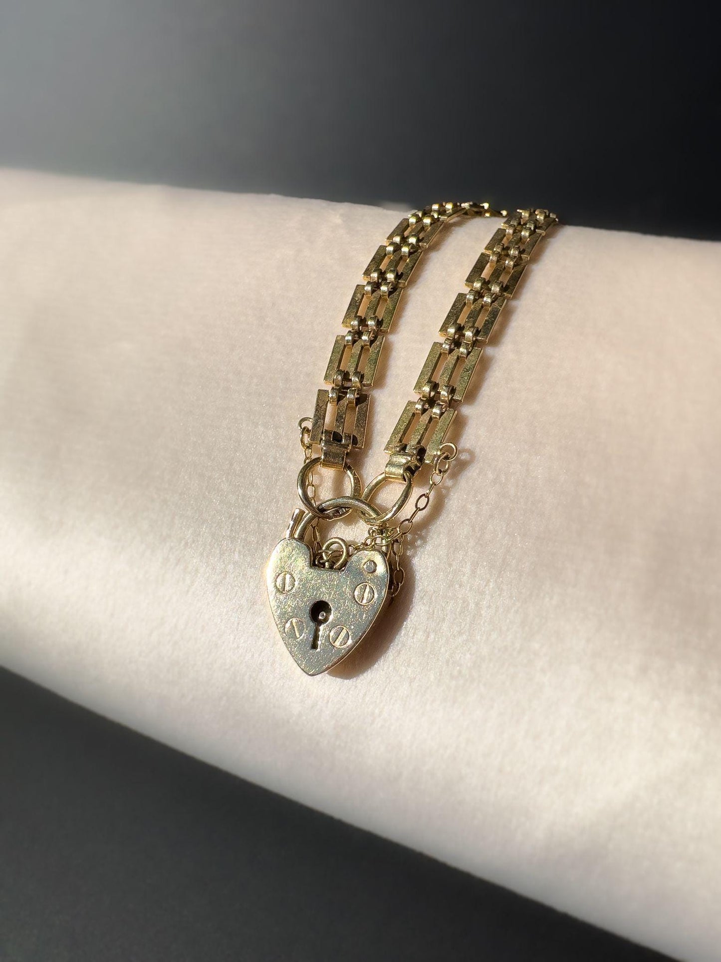 Fabulous 60s | Vintage | 9ct | 9k Yellow Gold | Patterned Gate - Link Bracelet | Heart Padlock Clasp | English Hallmarks |