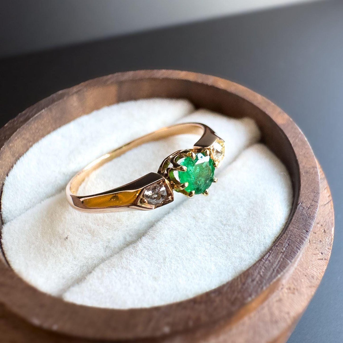Gorgeous 14ct | 14k Gold | Vintage | Emerald & Diamond Trilogy Ring | Multistone Ring | Stamped 585 |
