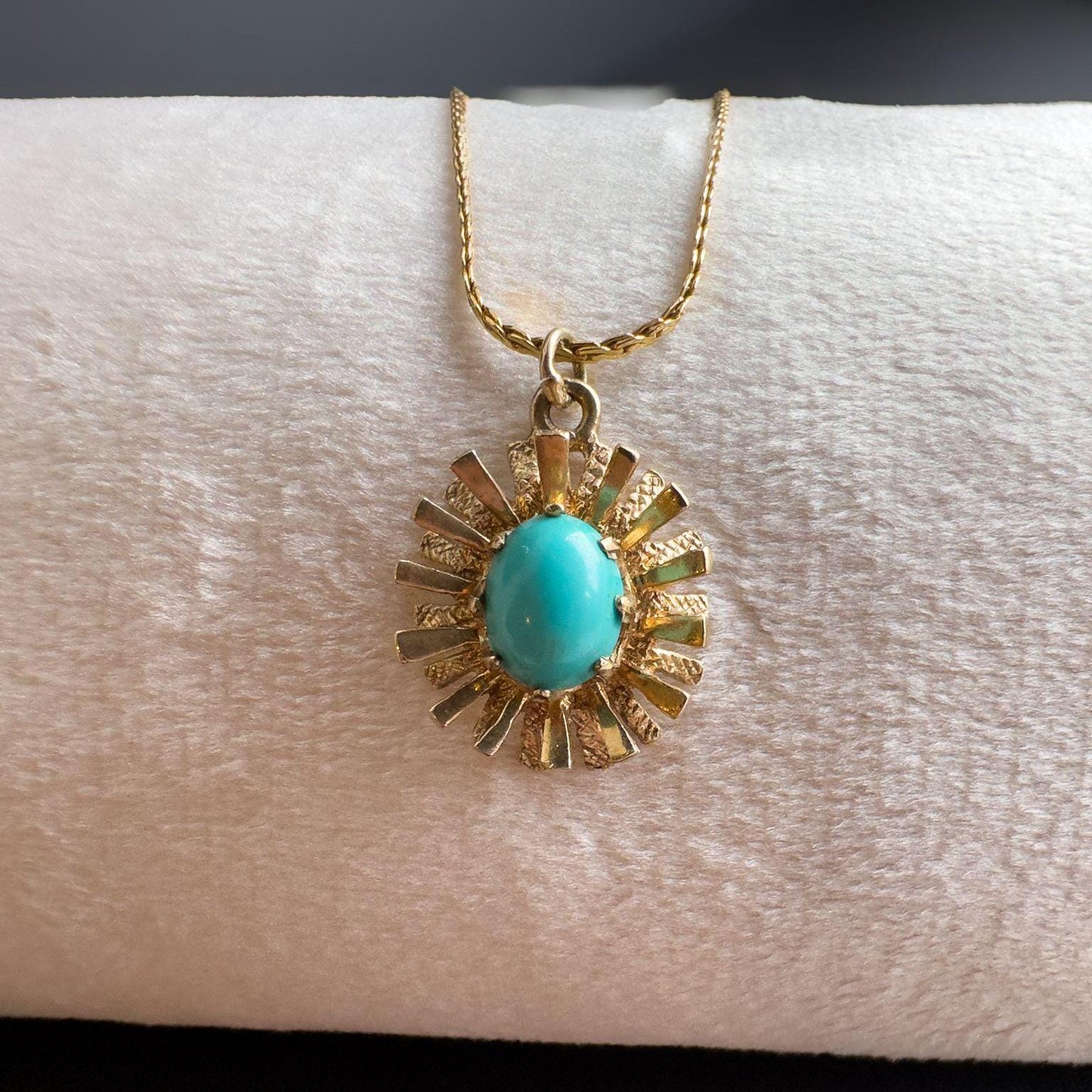 Very Unique | Vintage | 9ct | 9k Yellow Gold | Sun Burst Oval Turquoise Pendant | Textured Layered Gold Sun Ray Pendant |