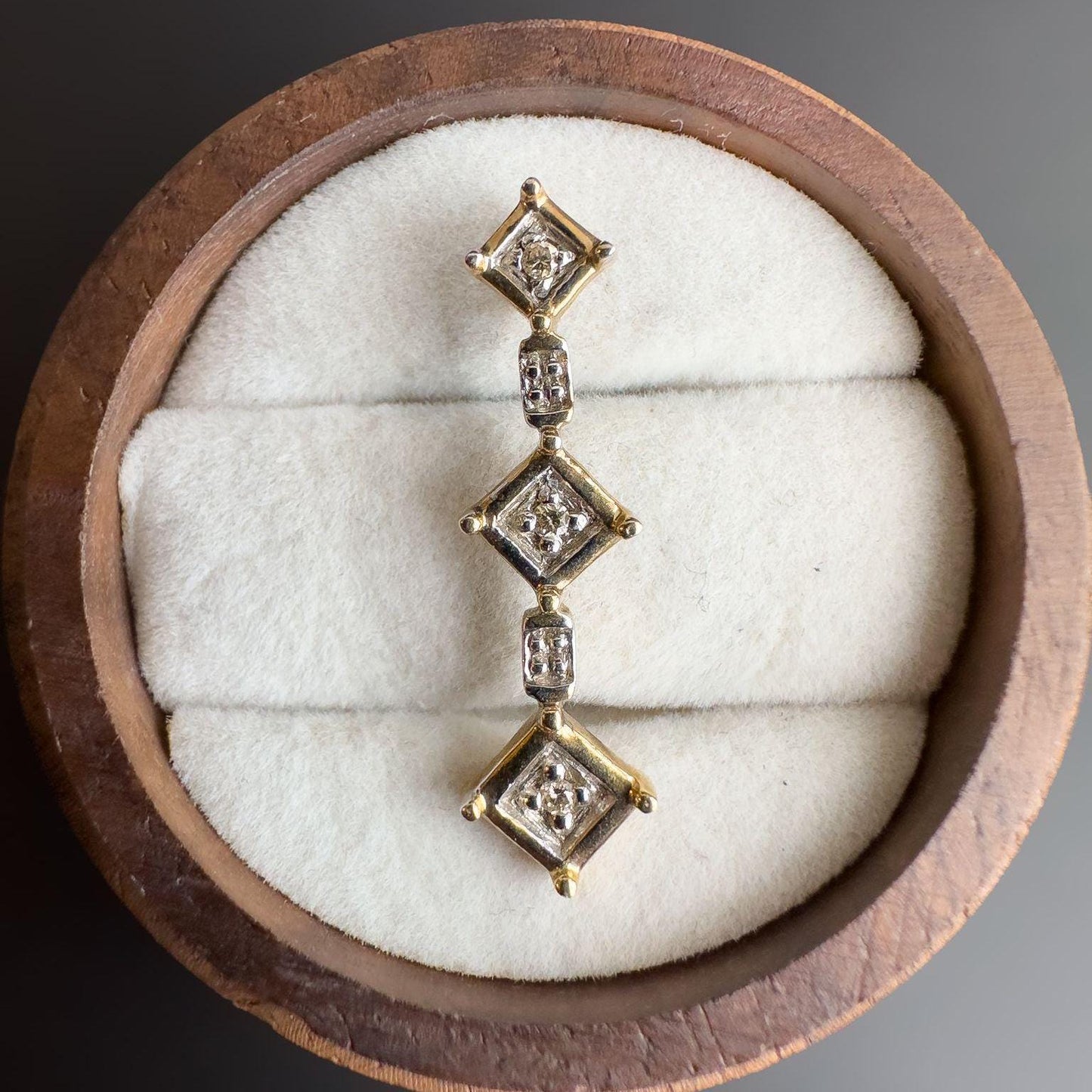 9ct | 9k Gold | Vintage | Graduated Rhombus Shaped Diamond Bar Drop Pendant | Hallmarked |