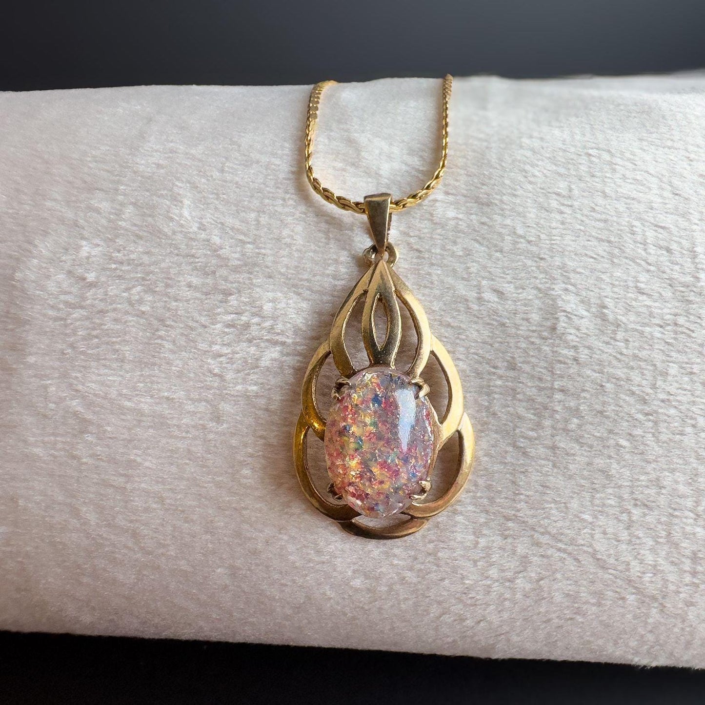 Gorgeous | 9ct | 9k Gold | Vintage | Peardrop Filigree Fire Opal Pendant | English Hallmarks |