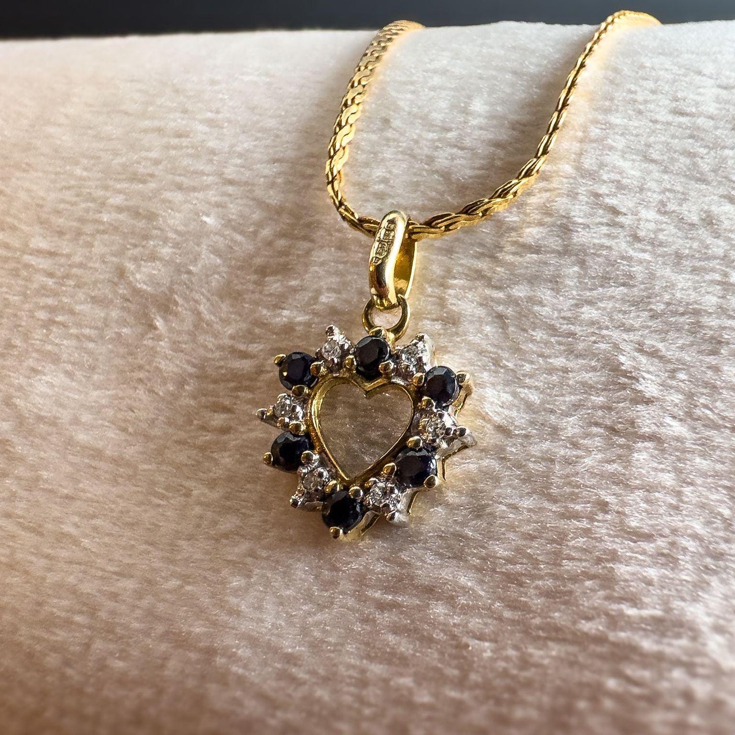 Beautiful | 9ct | 9k Gold | Vintage | Sapphire & Diamond Heart Pendant | Hallmarked |