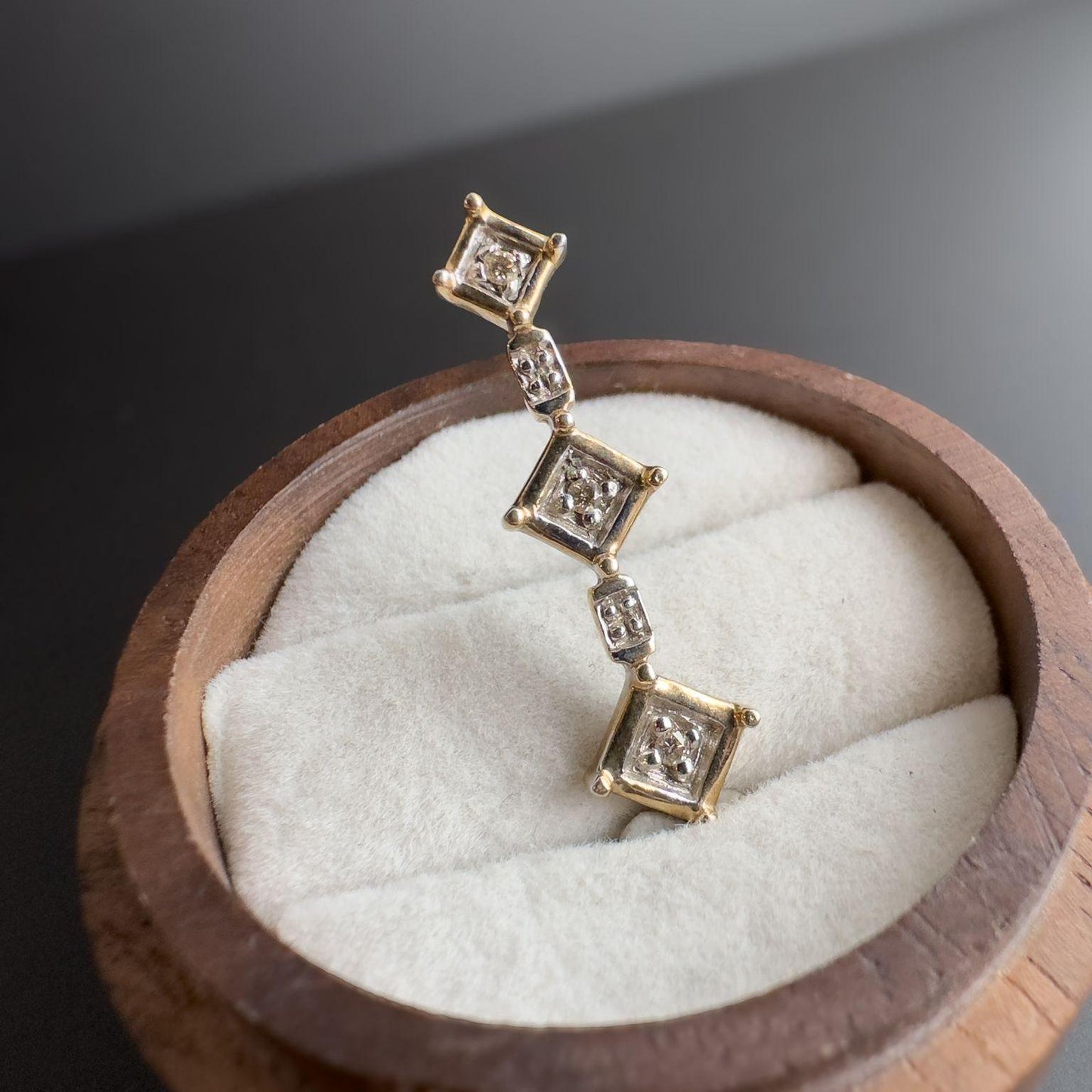 9ct | 9k Gold | Vintage | Graduated Rhombus Shaped Diamond Bar Drop Pendant | Hallmarked |