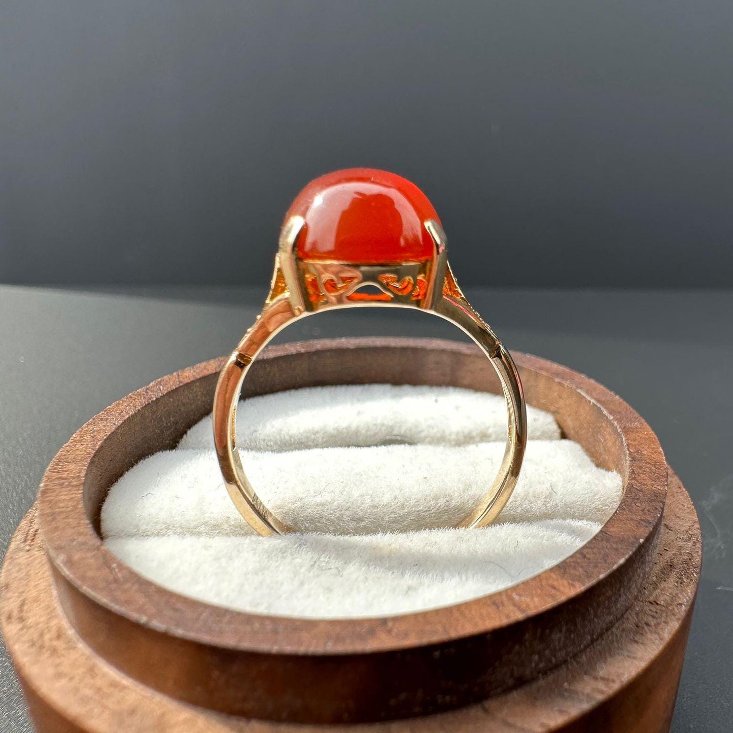 Fabulous | 60s | Vintage | 9ct | 9k Gold | Carnelian Oval Cabouchon Statement Ring | Cocktail Ring | English Hallmarks | UK P 1/2 Resizable