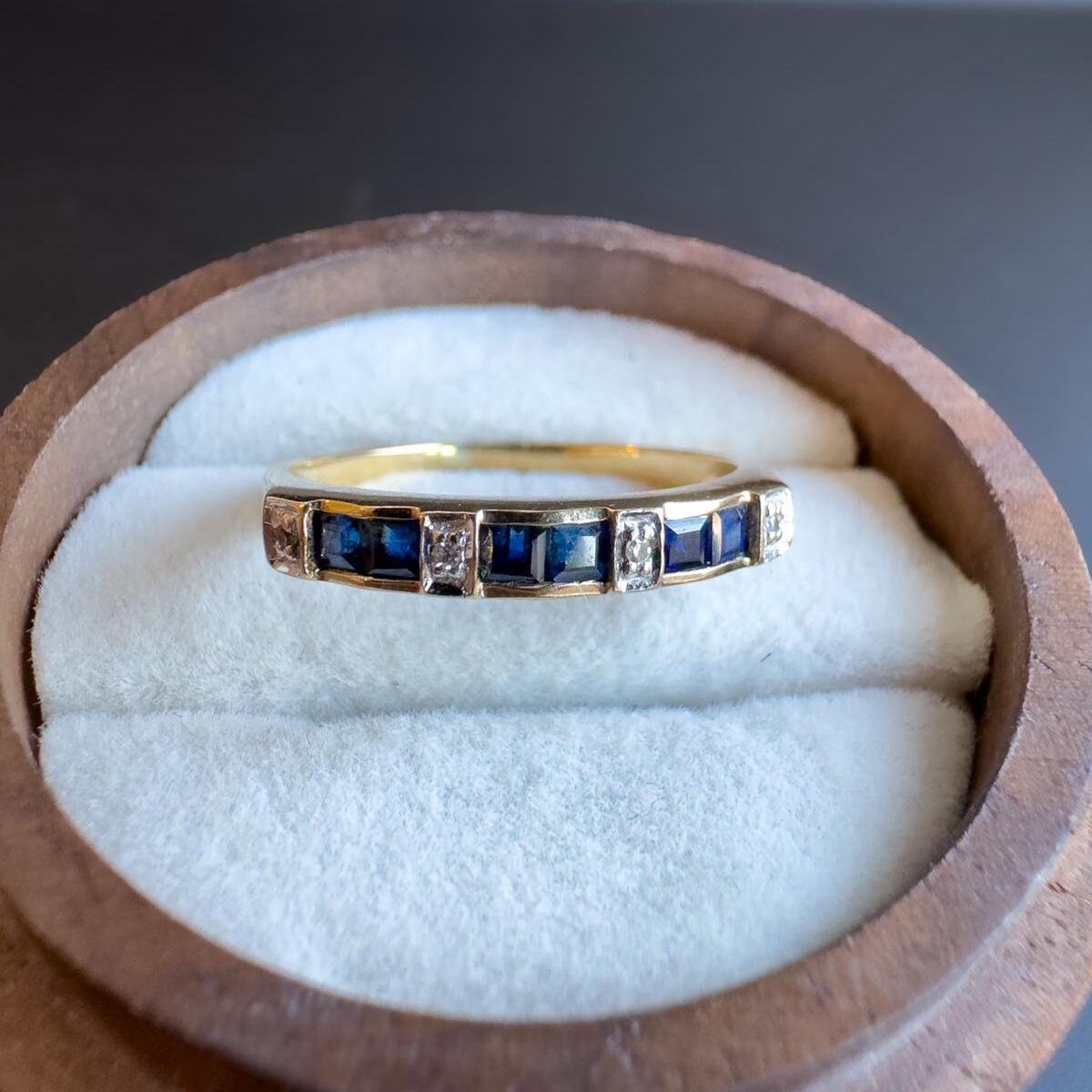 Very Pretty | Vintage | 9ct | 9k Gold | Deep Blue Sapphire & Diamond Half Eternity Band Ring | Stackable Rings | Hallmarked | UK O | US 7 |