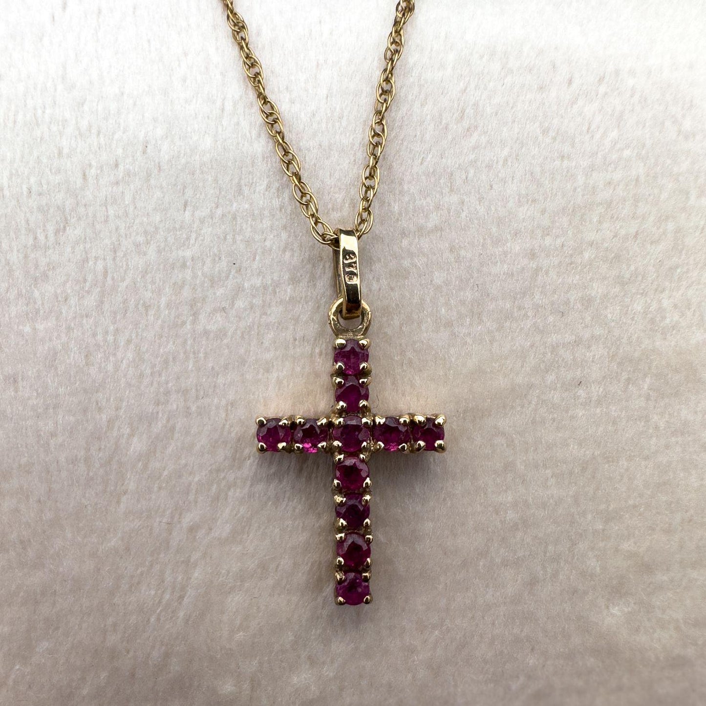 Very Pretty | Vintage | 9ct | 9k Gold | Ruby Cross Pendant & Fine Chain link Necklace Set | Pendant Necklaces | Hallmarked | 44cm-18inch |