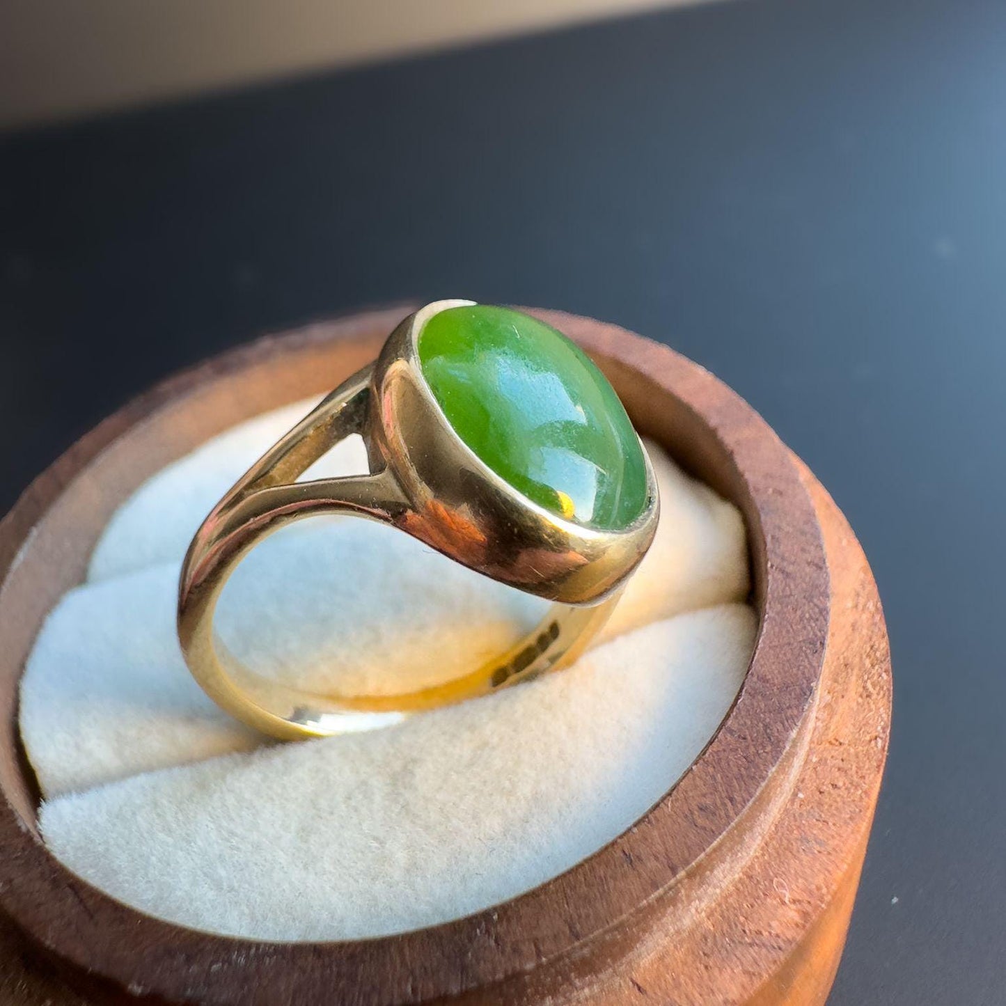 Vintage 9ct Gold Nephrite Jade Ring | Unique Green Stone Jewelry | Classic Minimalist Gold Band | Statement Ring | English Hallmarks |