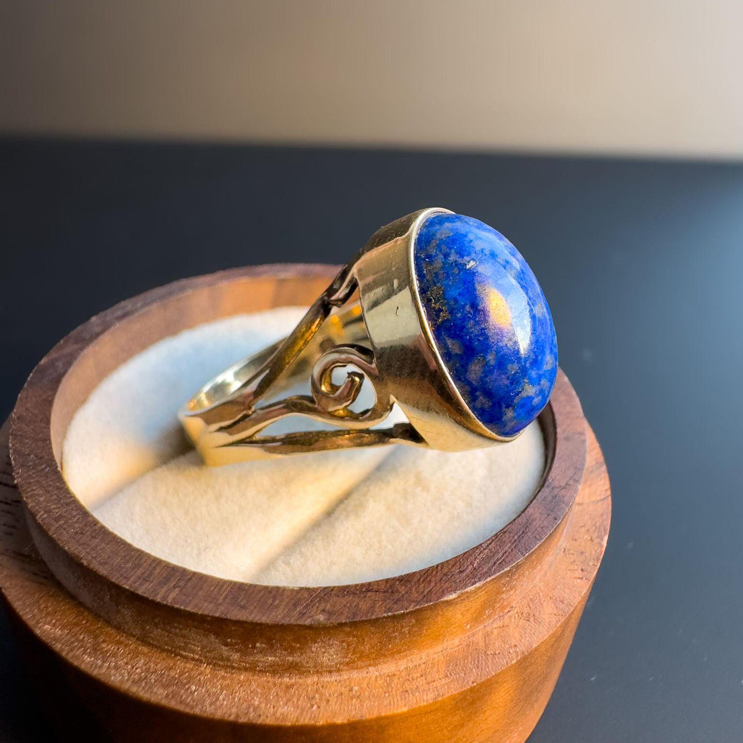 Stunning Vintage 1970s | 9ct | 9k Gold | Blue Lapis Lazuli Statement Ring | English Hallmarks | UK M 1/2 - US 6.5 Resizable |