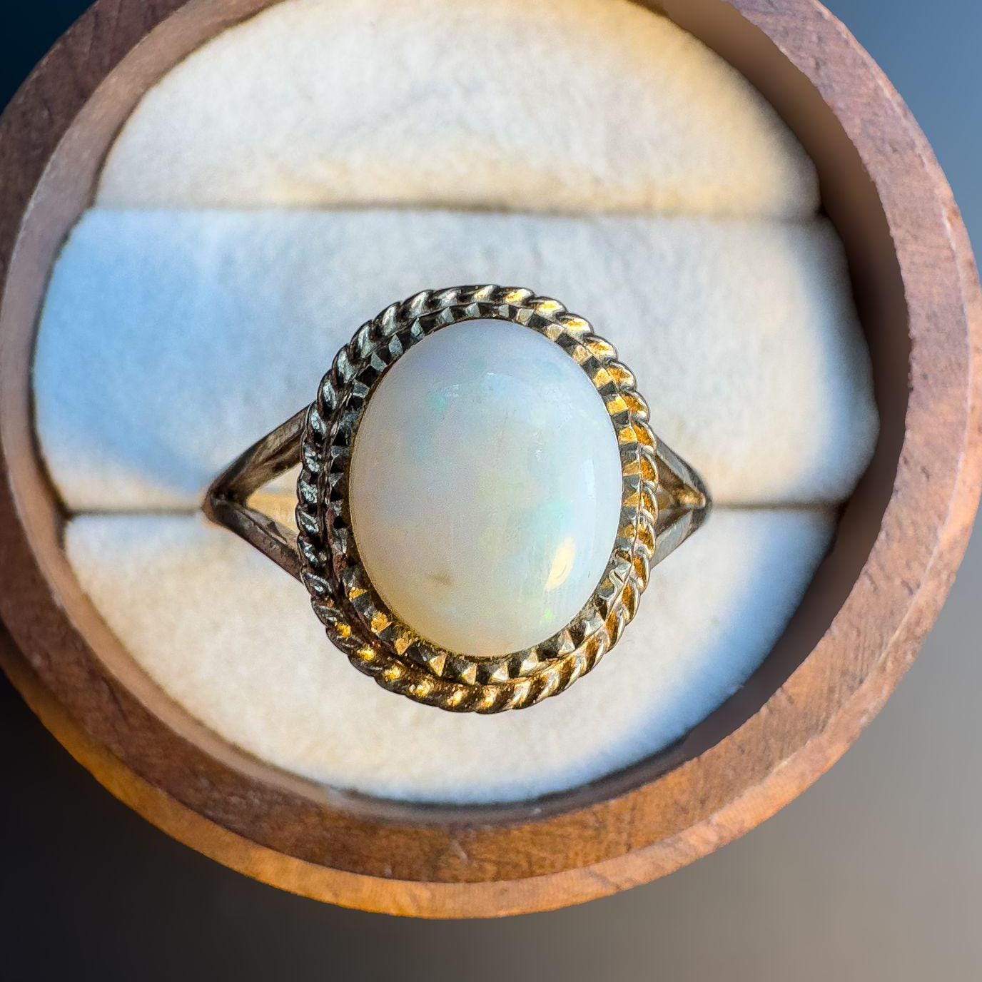 Gorgeous 90s Vintage | 9ct | 9k Gold Opal Ring | Classic Oval Cabochon with Twisted Rope Detail | Statement Ring | English Hallmarks |
