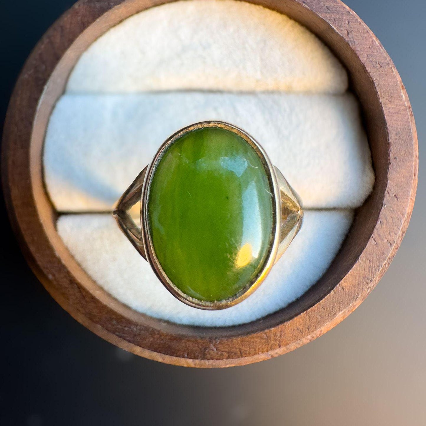 Vintage 9ct Gold Nephrite Jade Ring | Unique Green Stone Jewelry | Classic Minimalist Gold Band | Statement Ring | English Hallmarks |