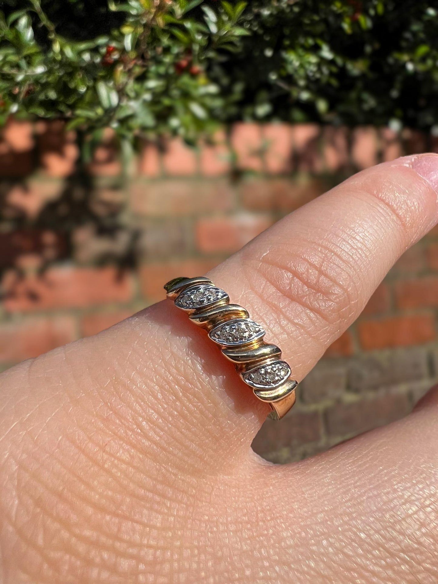 Elegant | 9ct | 9k Gold | Diamond Band Ring Twisted Design with Sparkling Diamond Accents | English Hallmarks | UK P - US 7.75 Resizable |