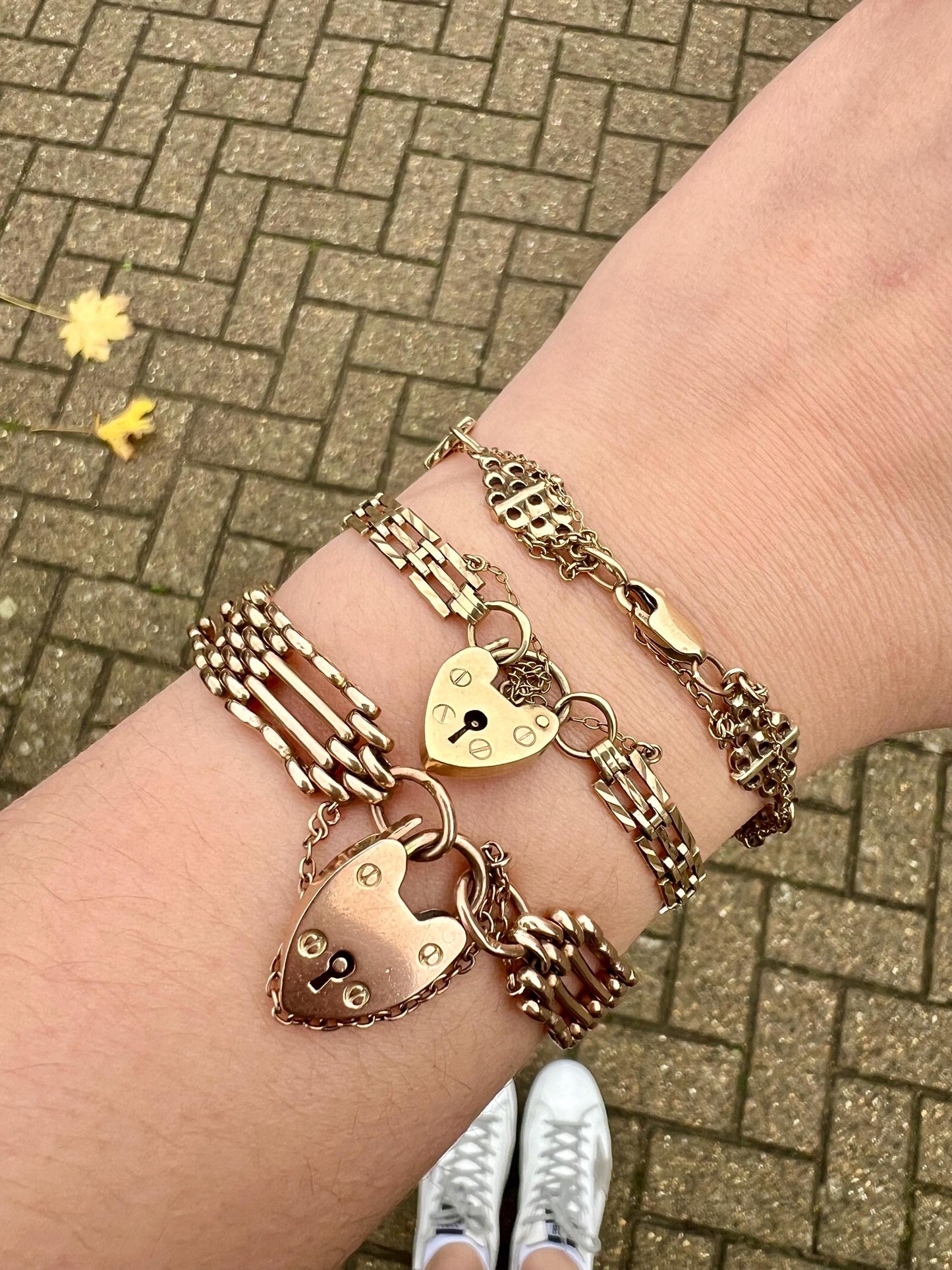Fabulous 60s | Vintage | 9ct | 9k Yellow Gold | Patterned Gate - Link Bracelet | Heart Padlock Clasp | English Hallmarks |