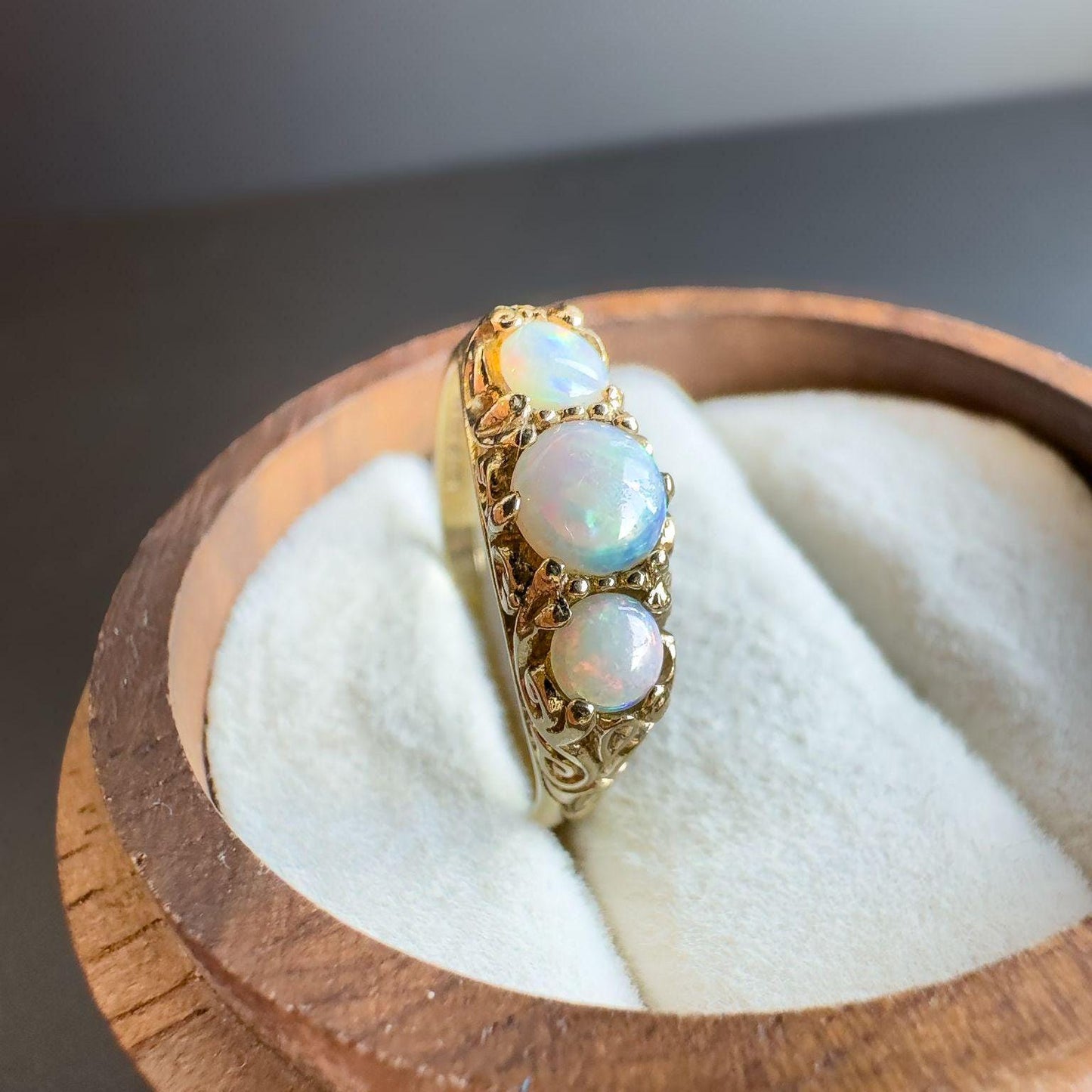 Gorgeous | 9ct Gold Opal Ring with Edwardian Scrollwork | Vintage Opal Statement Ring | English Hallmarks | UK K 1/2 - US 5.5 | Resizable |