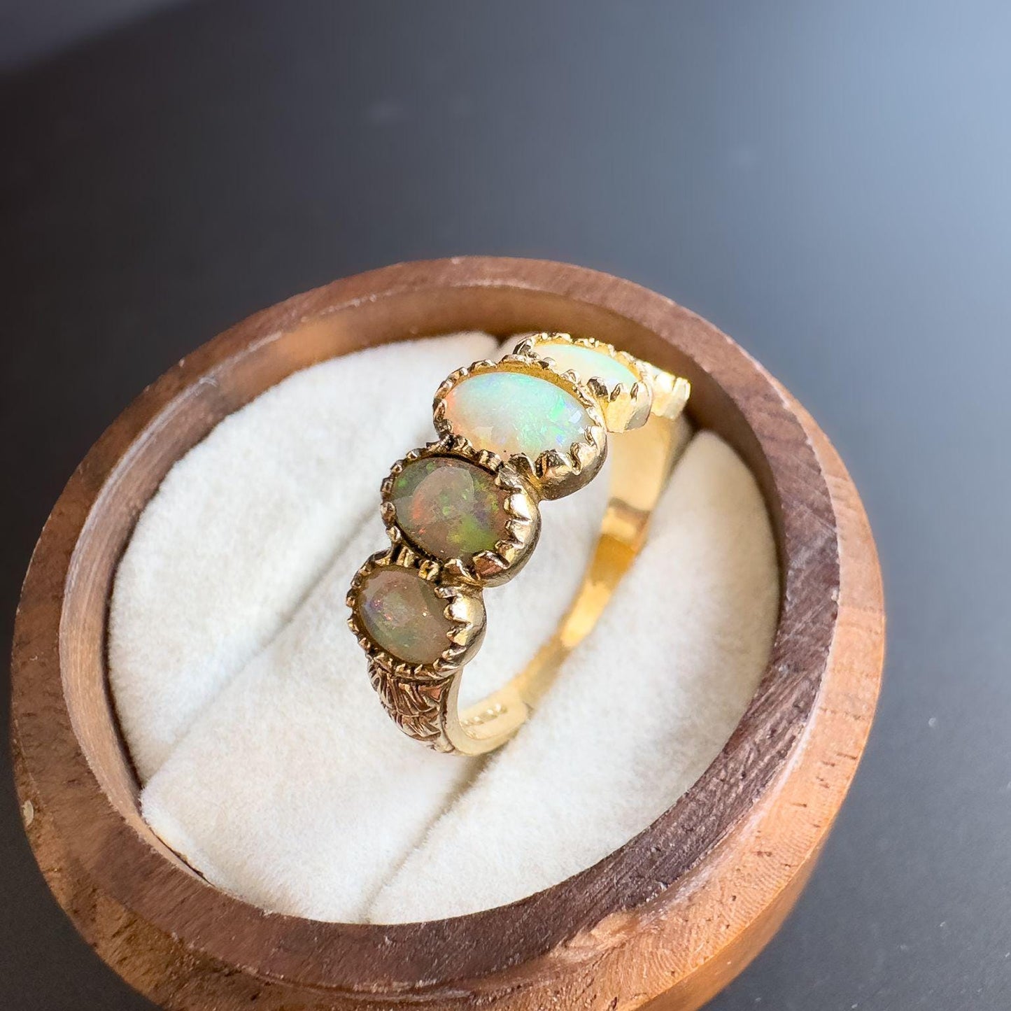 Vintage 9ct Gold Opal 5 Stone Ring | Stunning Opal Band | Unique October Birthstone Gift | English Hallmarks | UK O - US 7.25 | Resizable
