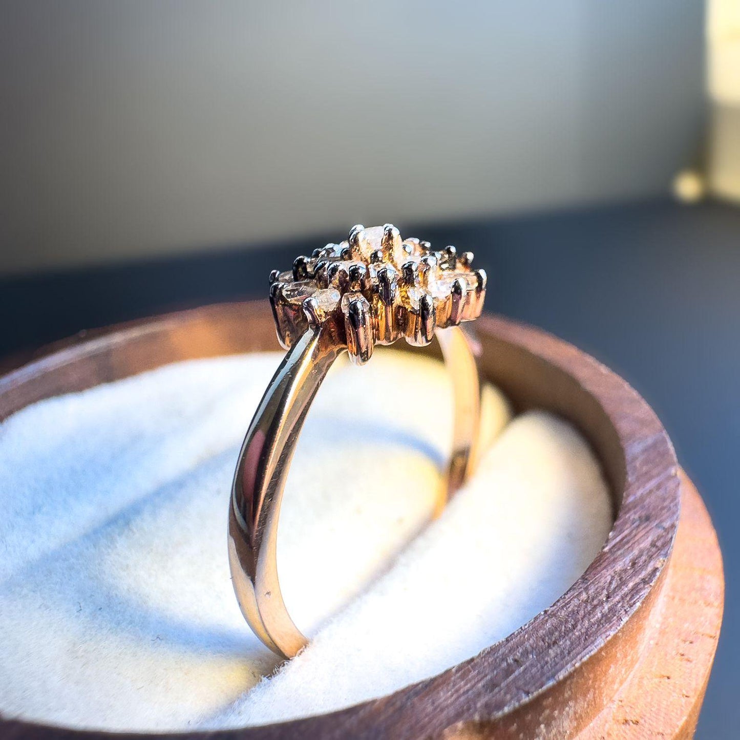 9ct | 9k Gold | Mixed Cut Diamond Cluster Ring Stunning Starburst Design Statement Ring | English Hallmarks | UK N - US 6.75 | Resizable