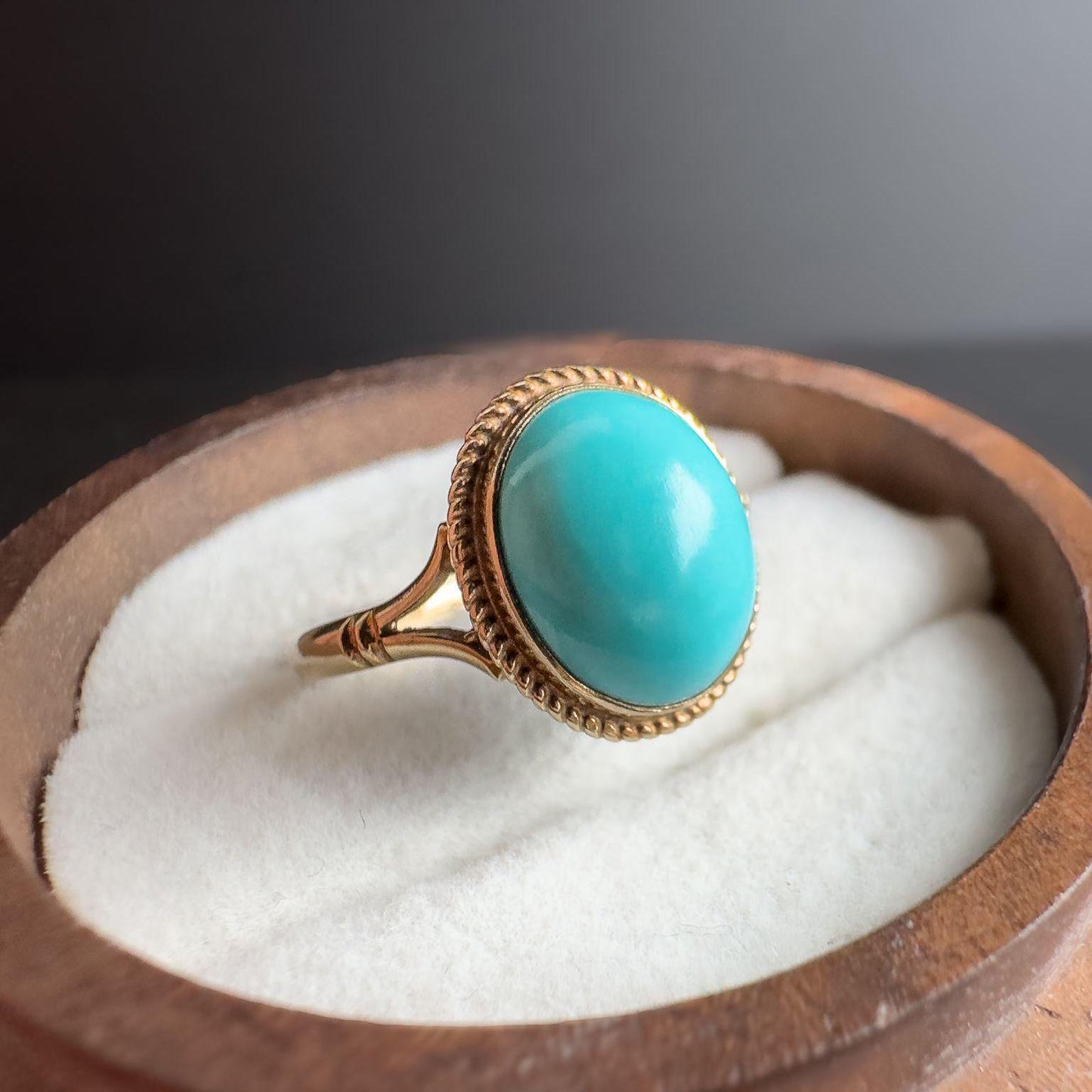 Bold & Beautiful 1970s 9ct Gold Turquoise Ring Vintage Chic Jewelry | UK K 1/2 - US 5.5 | Resizable | English Hallmarks