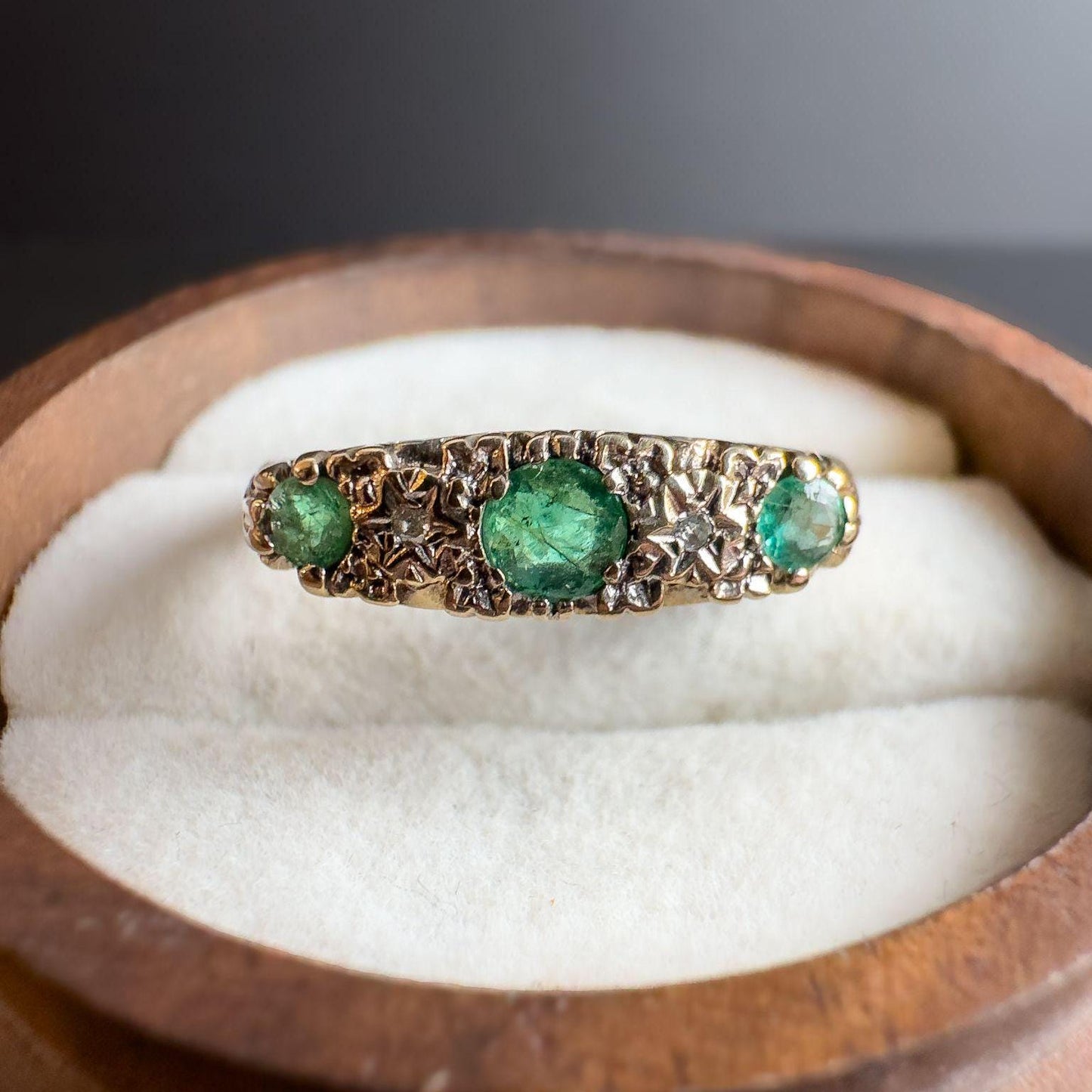 1980s Three-Stone Emerald & Diamond Ring in 9ct Gold Stunning Scrollwork | UK Size N - US 6.75 | Resizable | English Hallmarks
