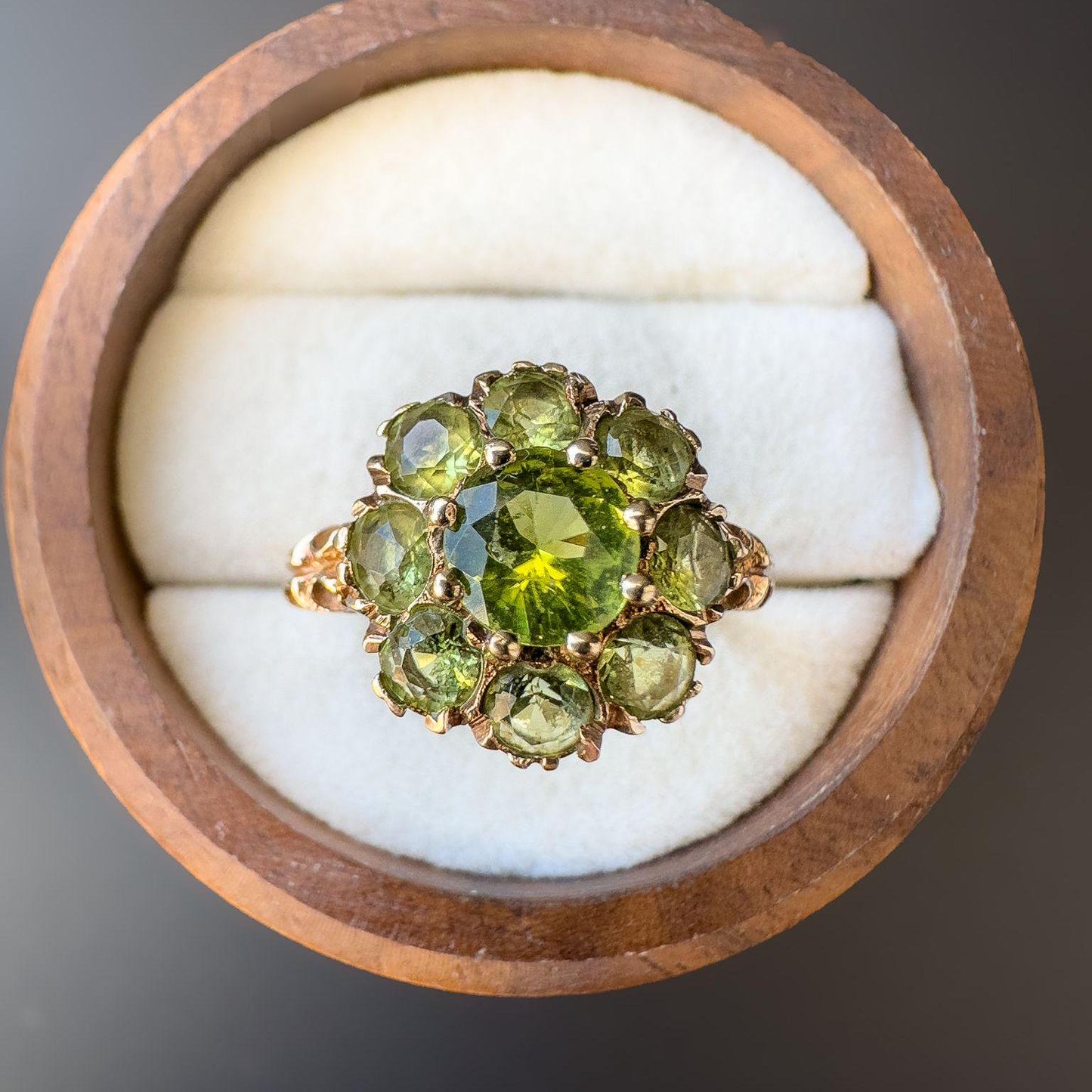 Vintage 1970s 9ct Gold Peridot Cluster Ring Radiant Green Gemstone Floral Design | English Hallmarks | UK L - US 6 | Resizable