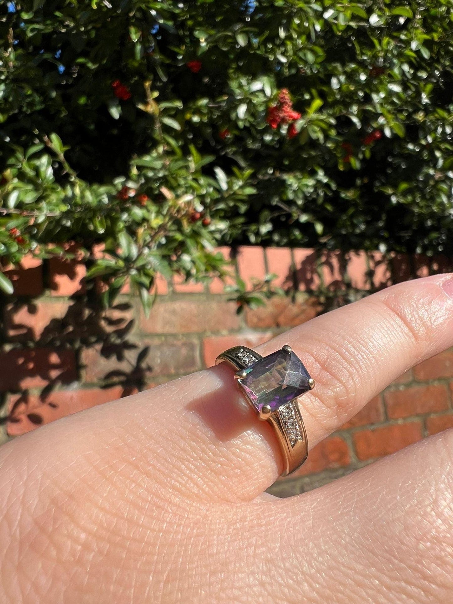 Dazzling | Vintage | 9ct | 9k Gold | Mystic Topaz and Diamond Ring Iridescent Gemstone with Diamond Accents | English Hallmarks |
