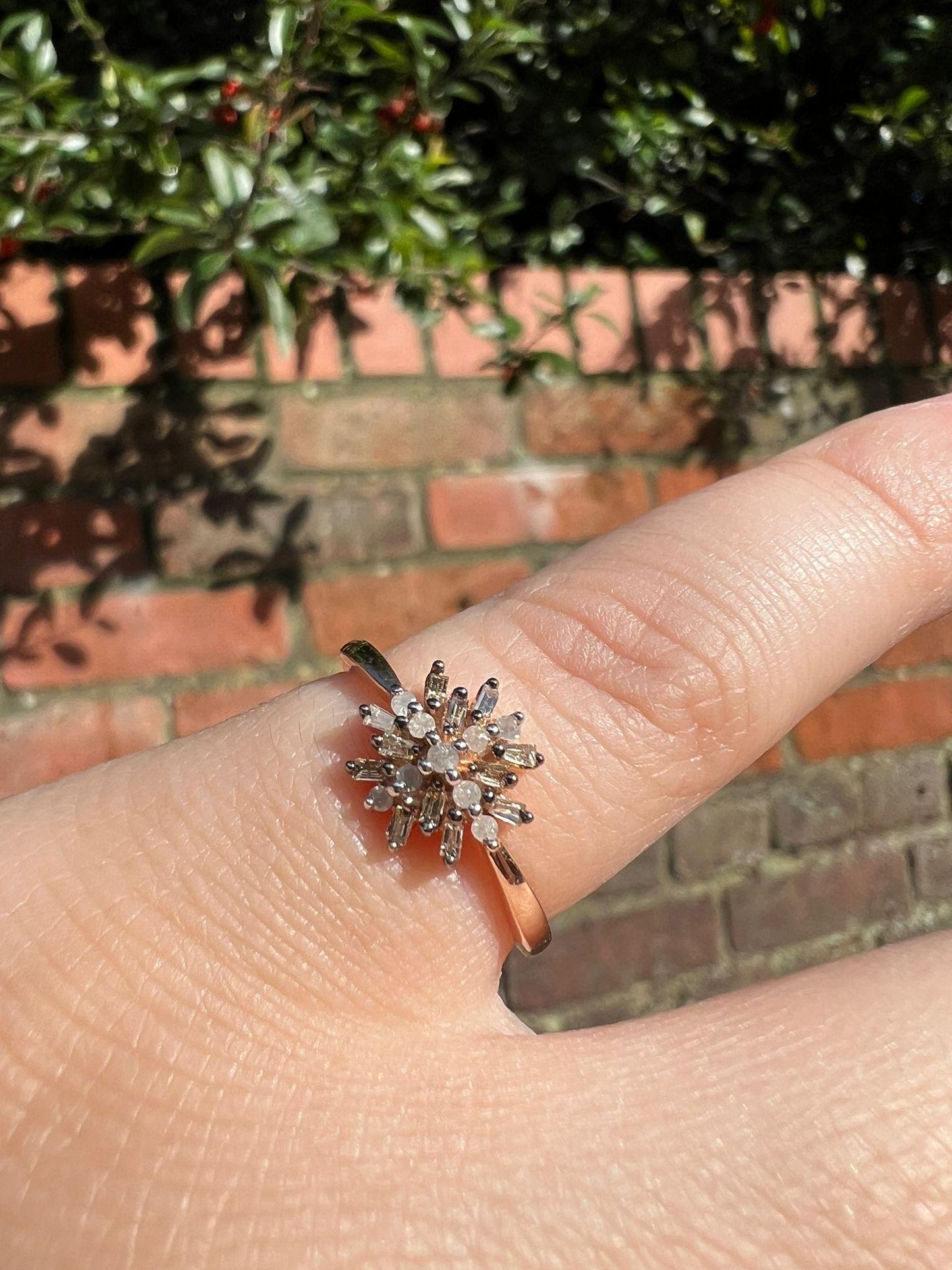 9ct | 9k Gold | Mixed Cut Diamond Cluster Ring Stunning Starburst Design Statement Ring | English Hallmarks | UK N - US 6.75 | Resizable