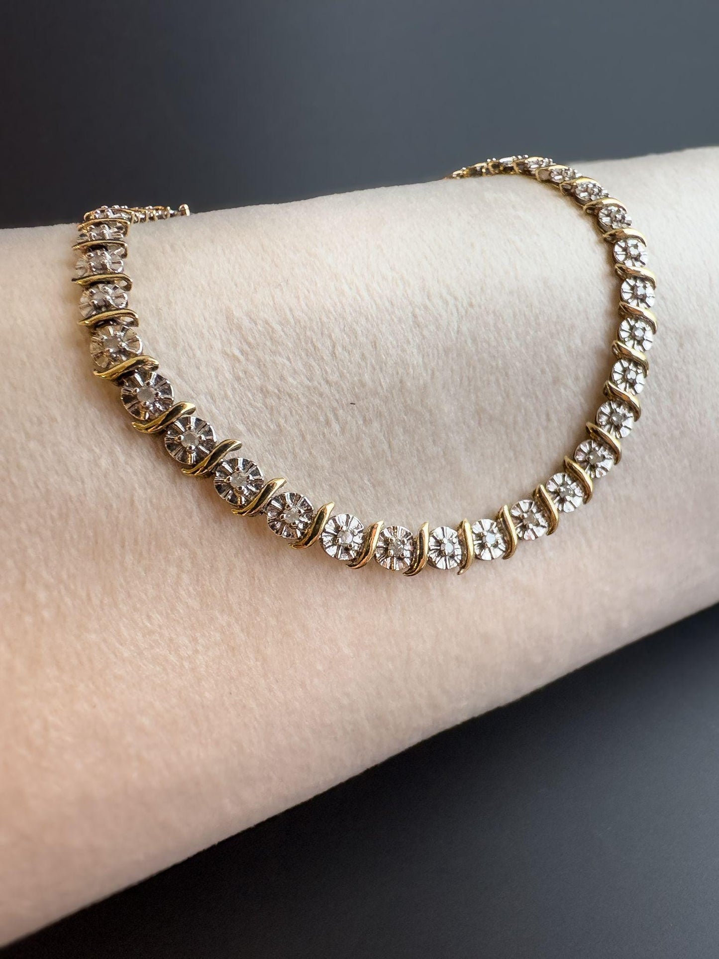 Stunning Vintage 9ct Gold Diamond Tennis Bracelet Dazzling Diamonds & Gold Elegance | English Hallmarks | 19cm - 7.5 Inch