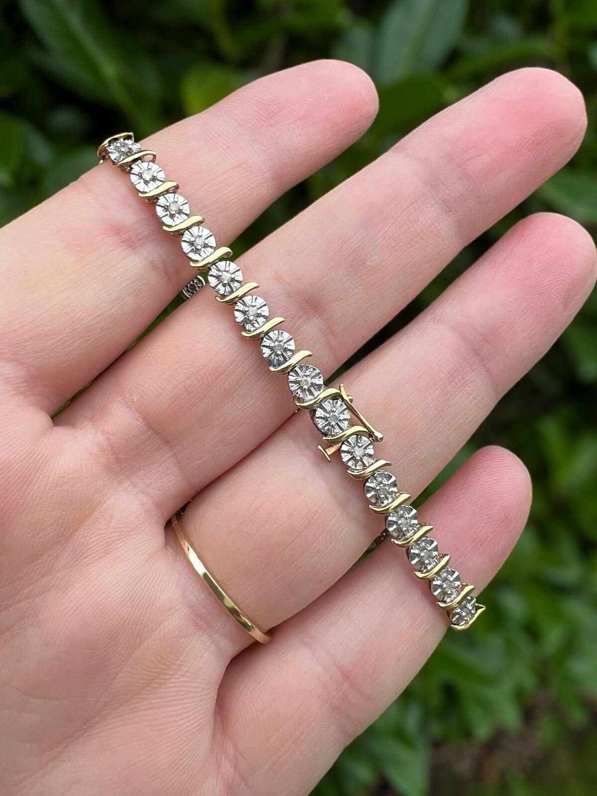 Stunning Vintage 9ct Gold Diamond Tennis Bracelet Dazzling Diamonds & Gold Elegance | English Hallmarks | 19cm - 7.5 Inch