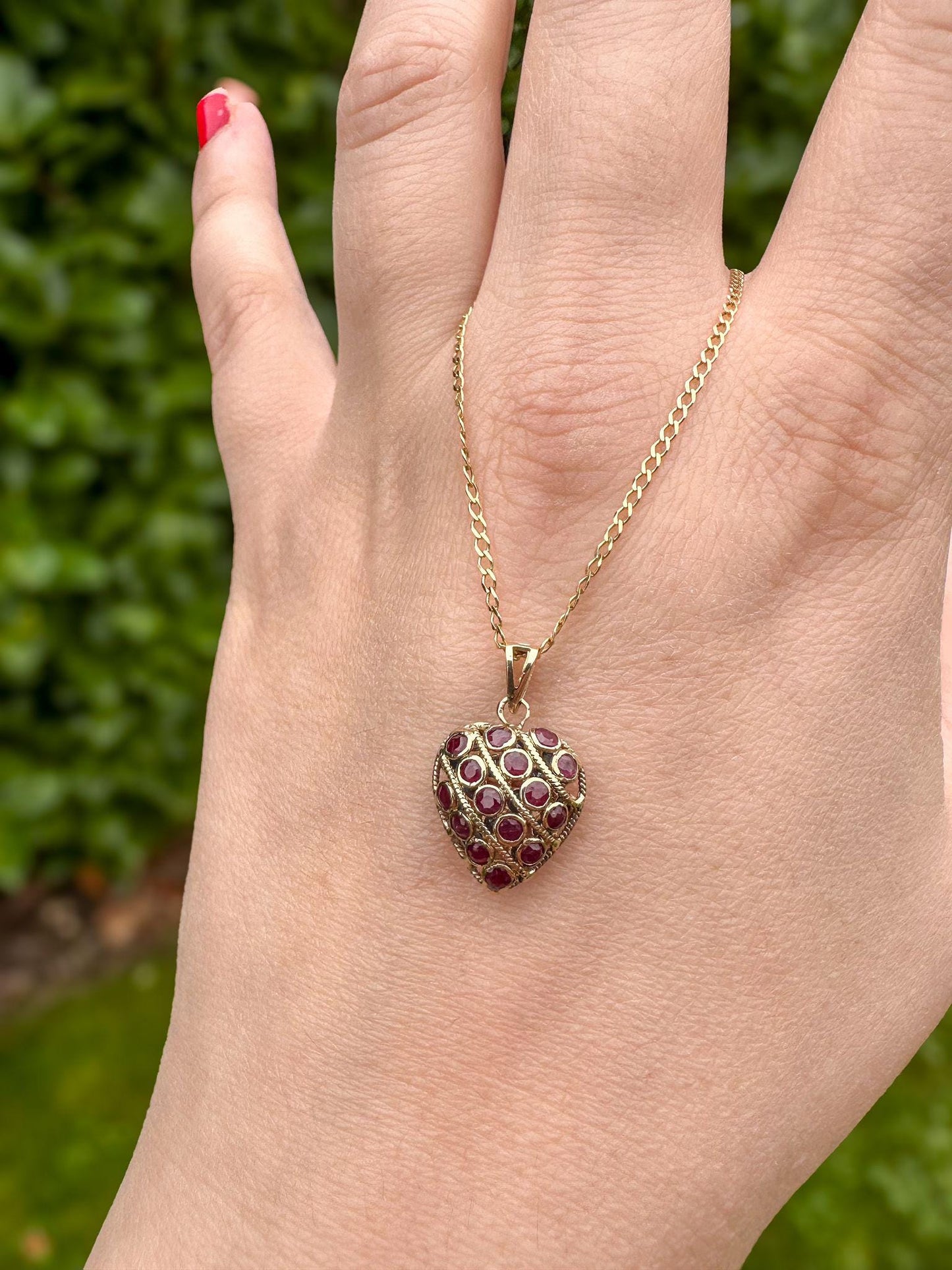 Vintage 9ct Gold Heart-Shaped Ruby & Sapphire Pendant on 9ct Gold Fine Link Chain Necklace | English Hallmarks | 46cm / 18 Inch