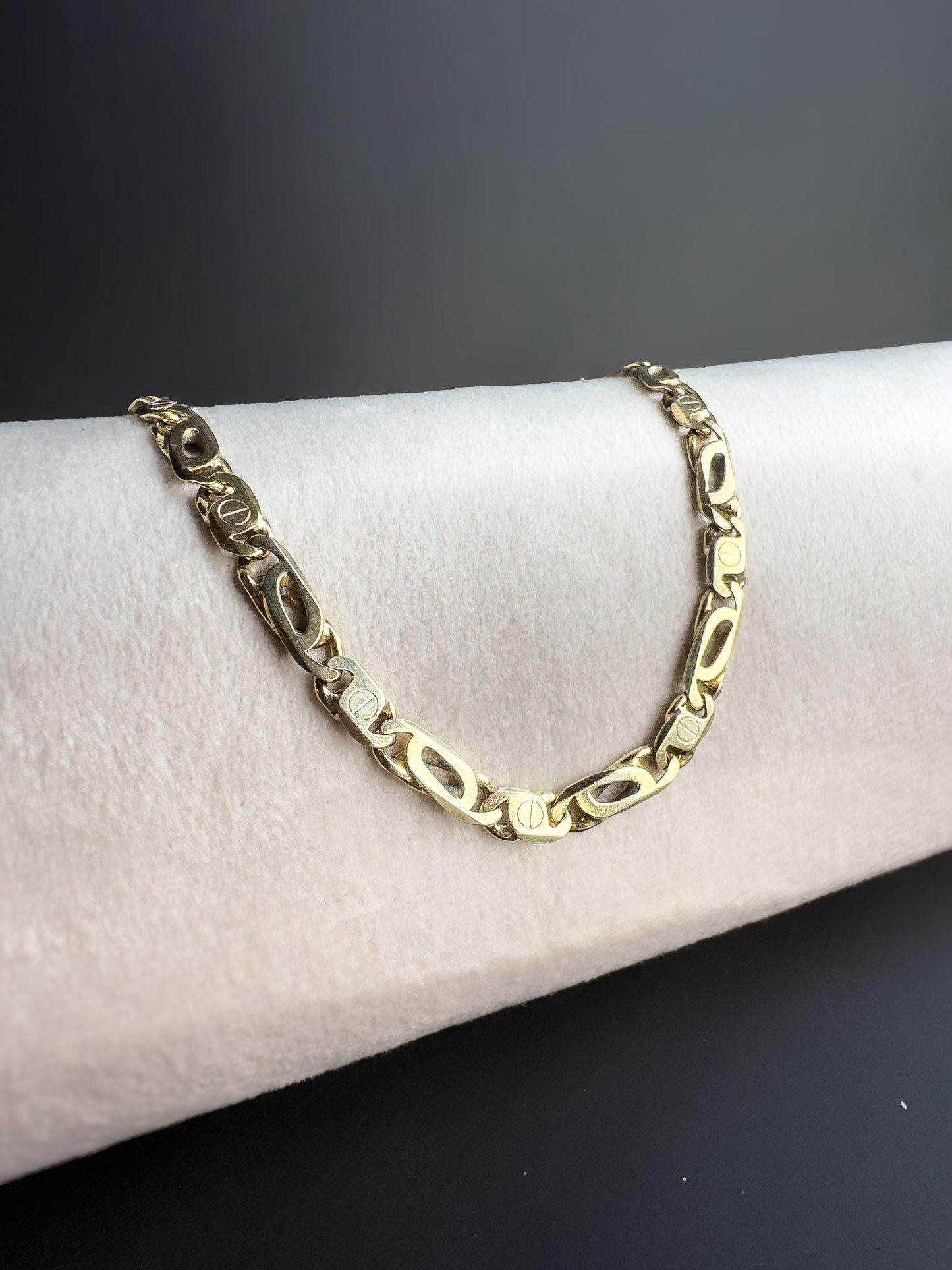 Vintage 1970s | 9ct Solid Gold | Unique Flat Link Bracelet | English Hallmarks | Unisex Statement Jewelry | Elegant Gift for Him or Her
