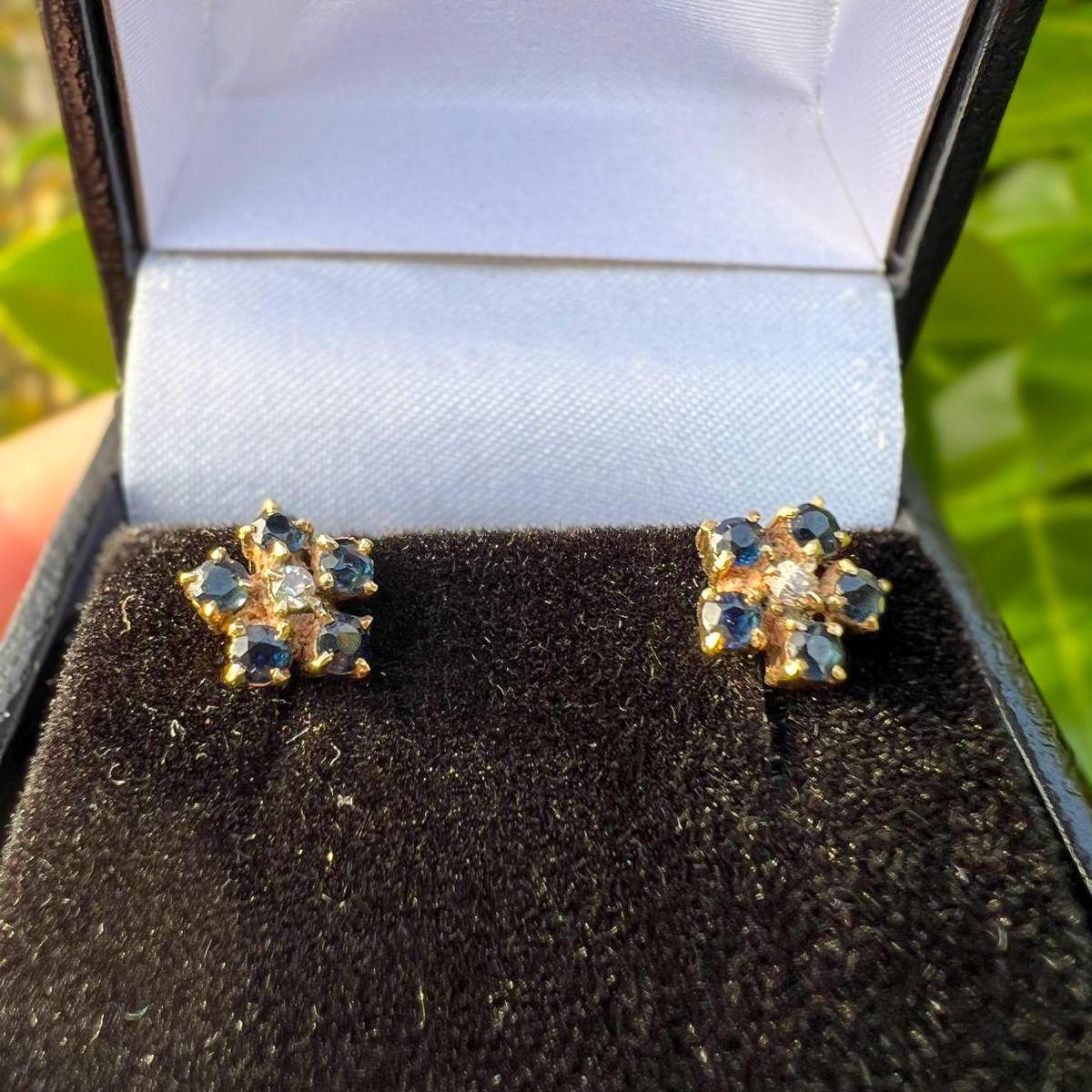 Vintage 9ct Gold Sapphire Cluster Earrings | Elegant Floral Studs | Classic Blue Gemstone Jewelry | Gift for Her
