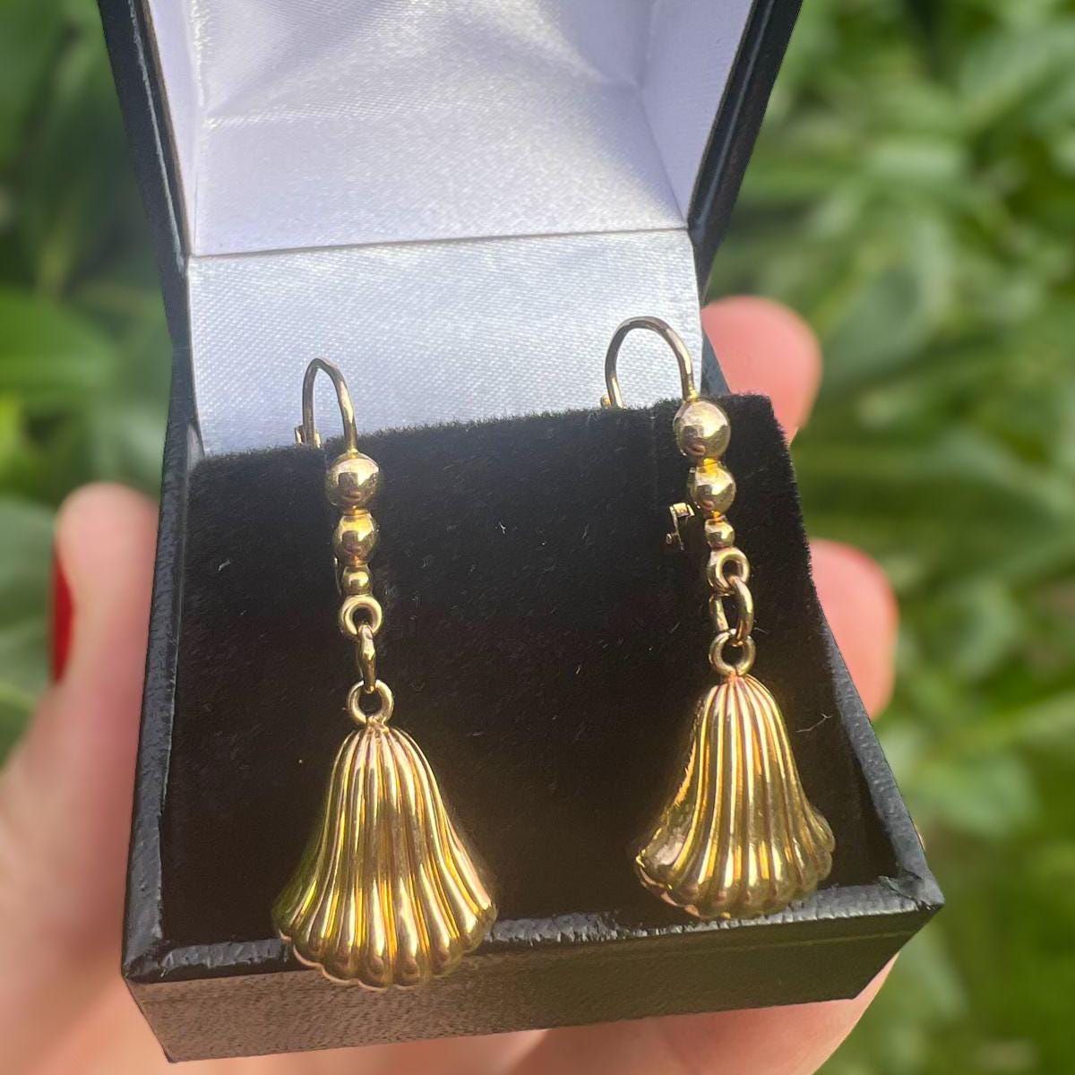 Vintage 9ct Gold Shell Drop Earrings | Classic Leverback Dangle | Elegant Nautical Jewelry | Gift for Her