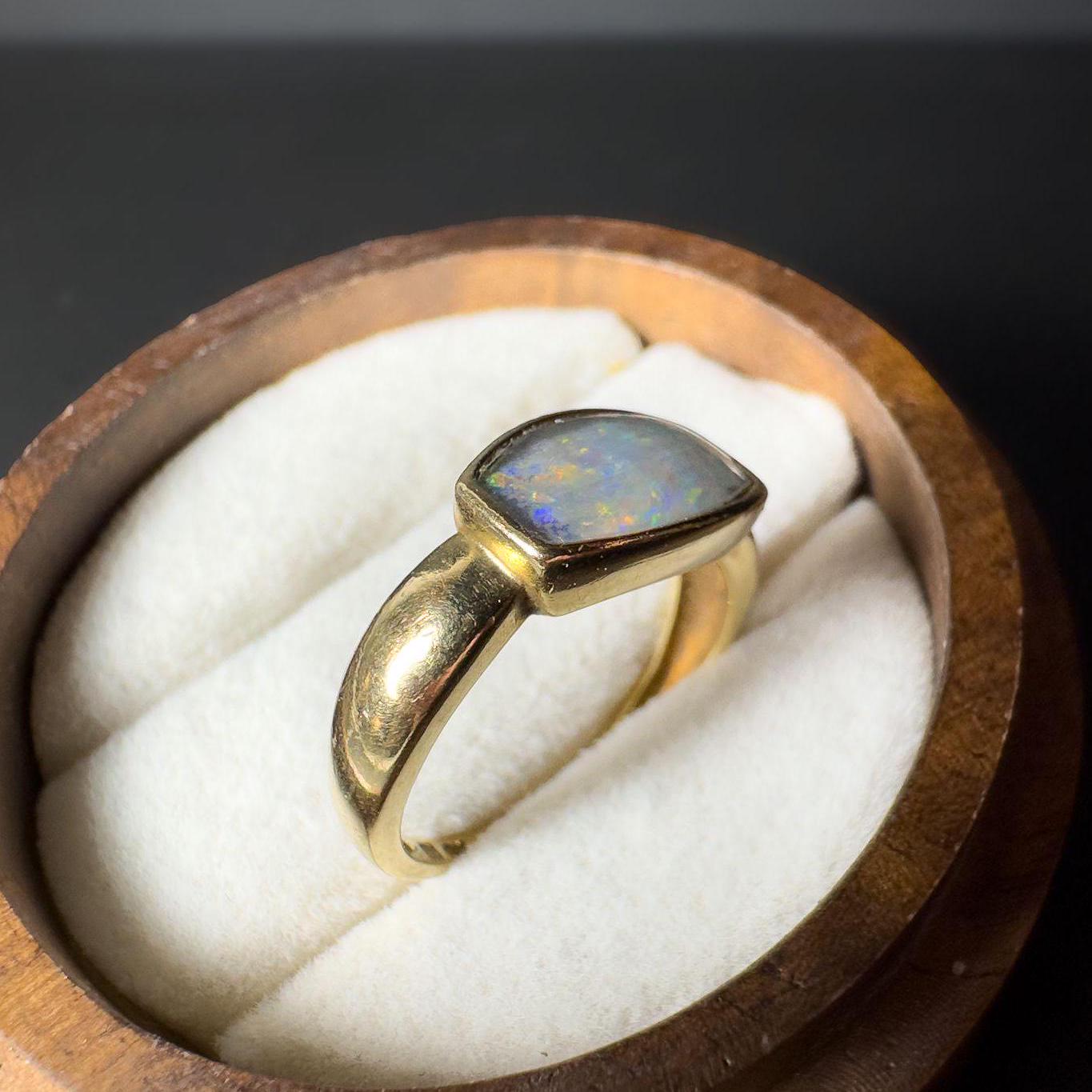 Vintage 9ct Gold Opal Triplet Ring | Unique Opal Triplet Statement Ring | October Birthstone Jewelry | English Hallmarked | UK I - US 4.25