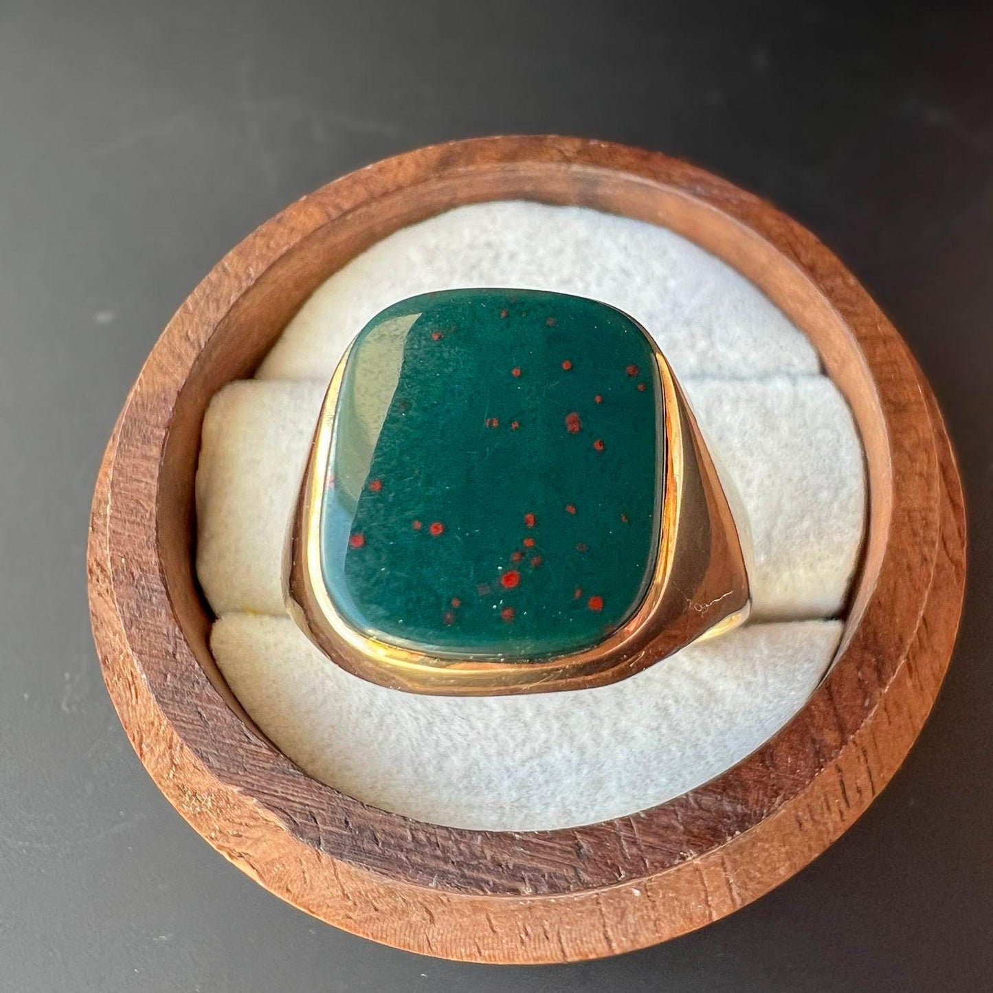 Vintage 1970s 9ct Gold Bloodstone Signet Ring, UK Size V - US 10.5, Classic Men's Statement Ring | English Hallmarks |