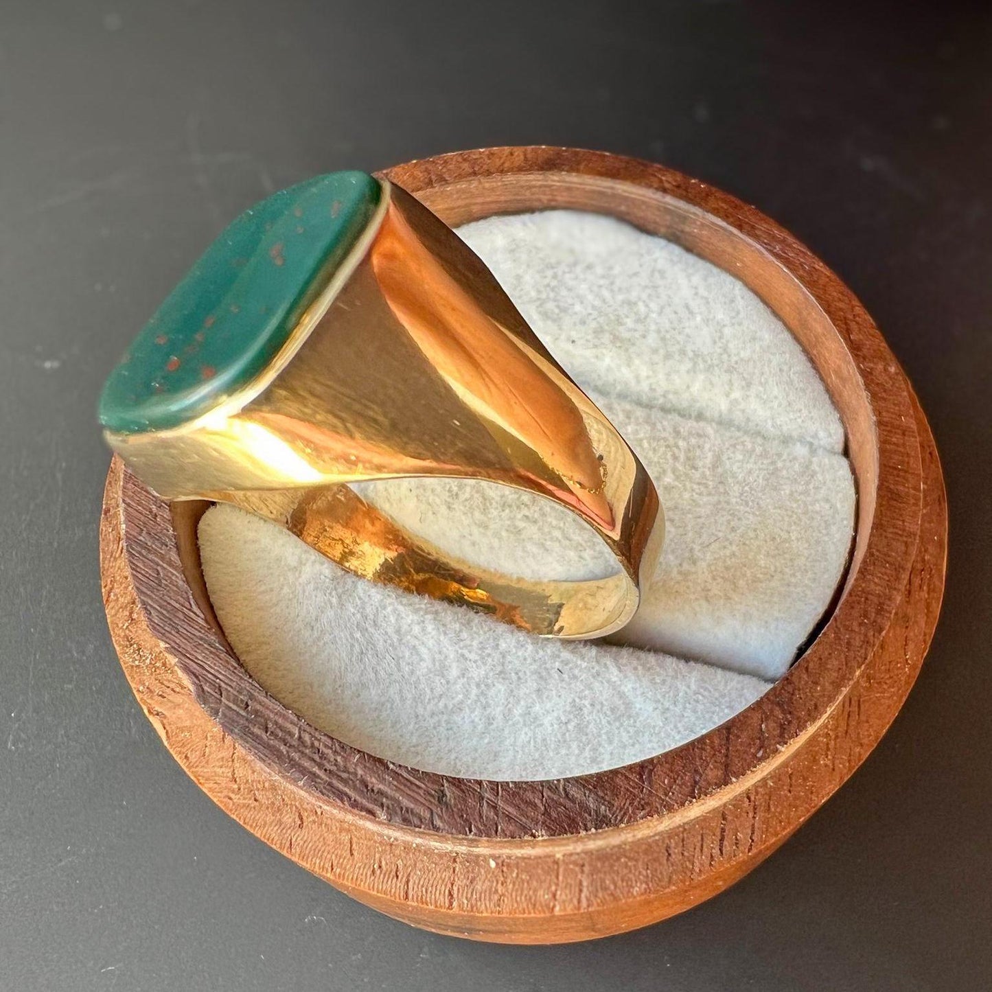 Vintage 1970s 9ct Gold Bloodstone Signet Ring, UK Size V - US 10.5, Classic Men's Statement Ring | English Hallmarks |