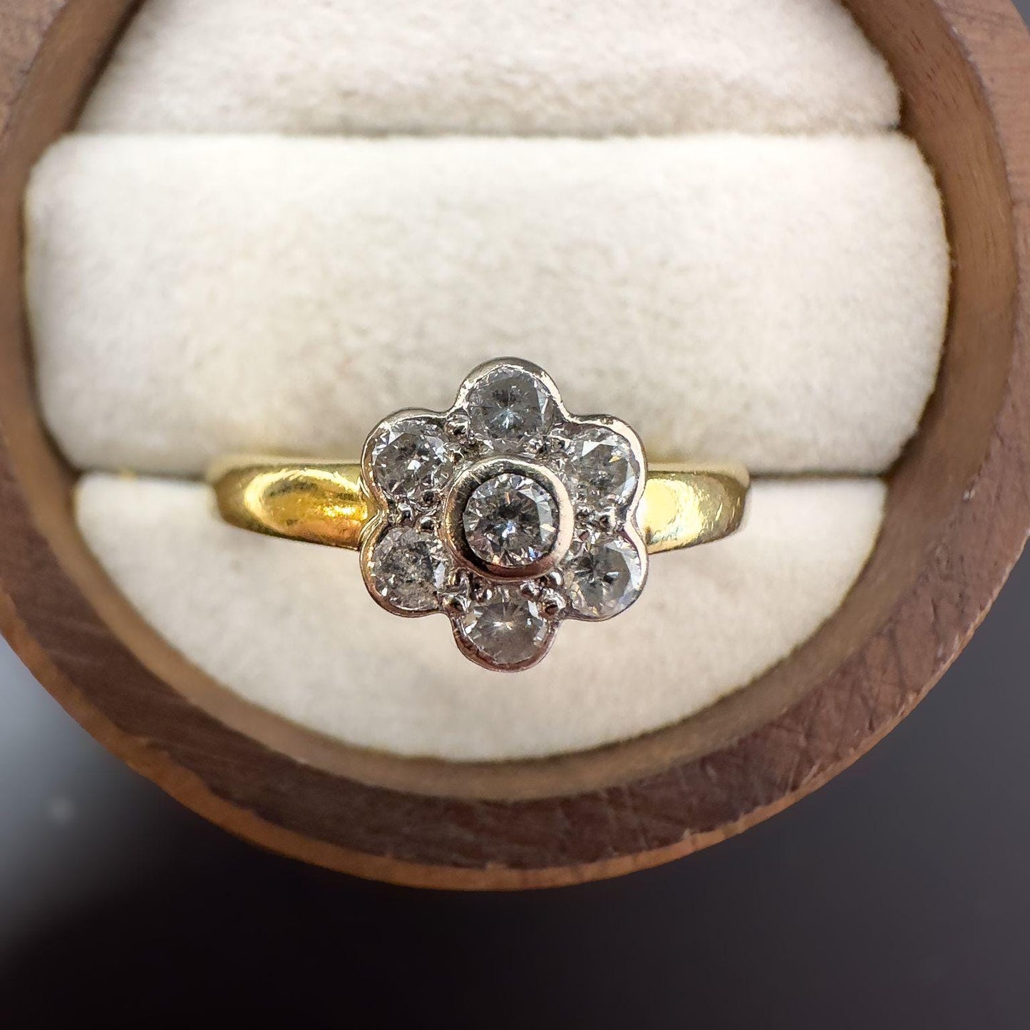 Vintage 18ct Solid Gold Diamond Daisy Flower Cluster Ring | Classic Statement Jewelry | English Hallmarks | UK K 1/2 - US 5.5 | Resizable