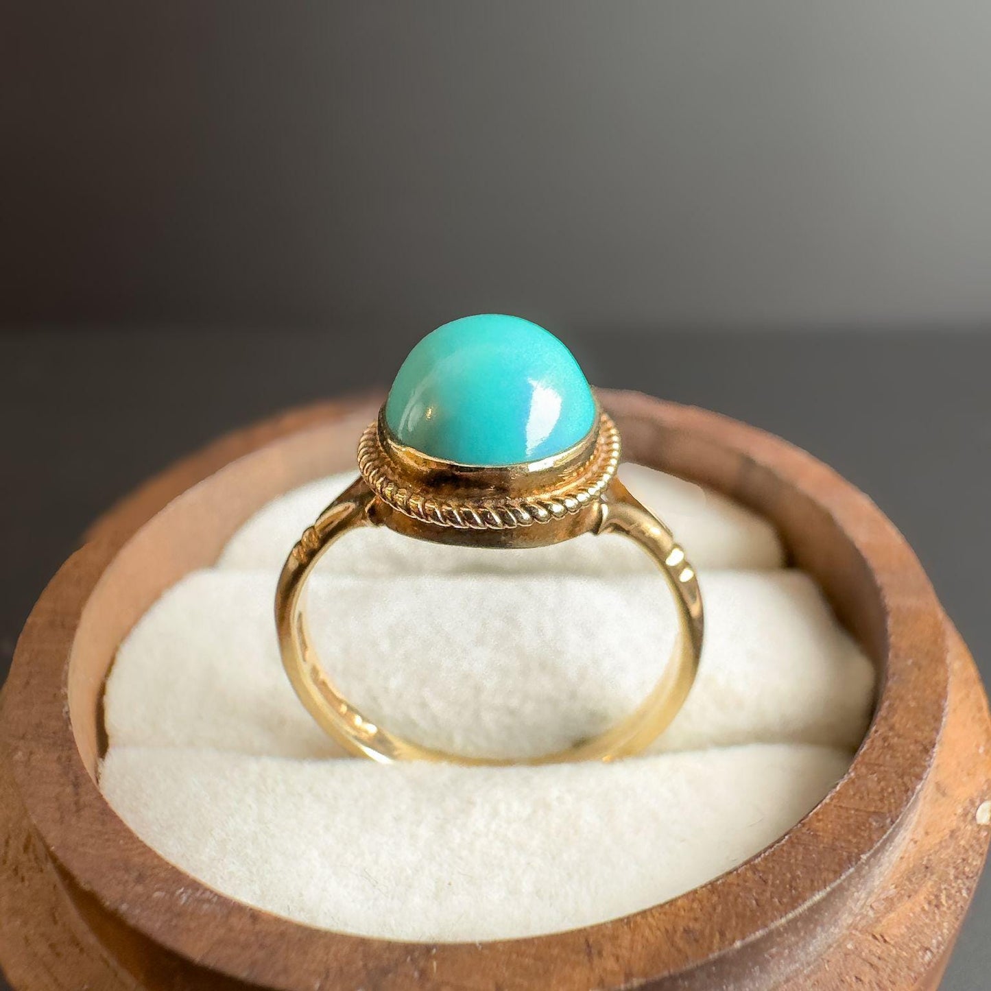 Bold & Beautiful 1970s 9ct Gold Turquoise Ring Vintage Chic Jewelry | UK K 1/2 - US 5.5 | Resizable | English Hallmarks
