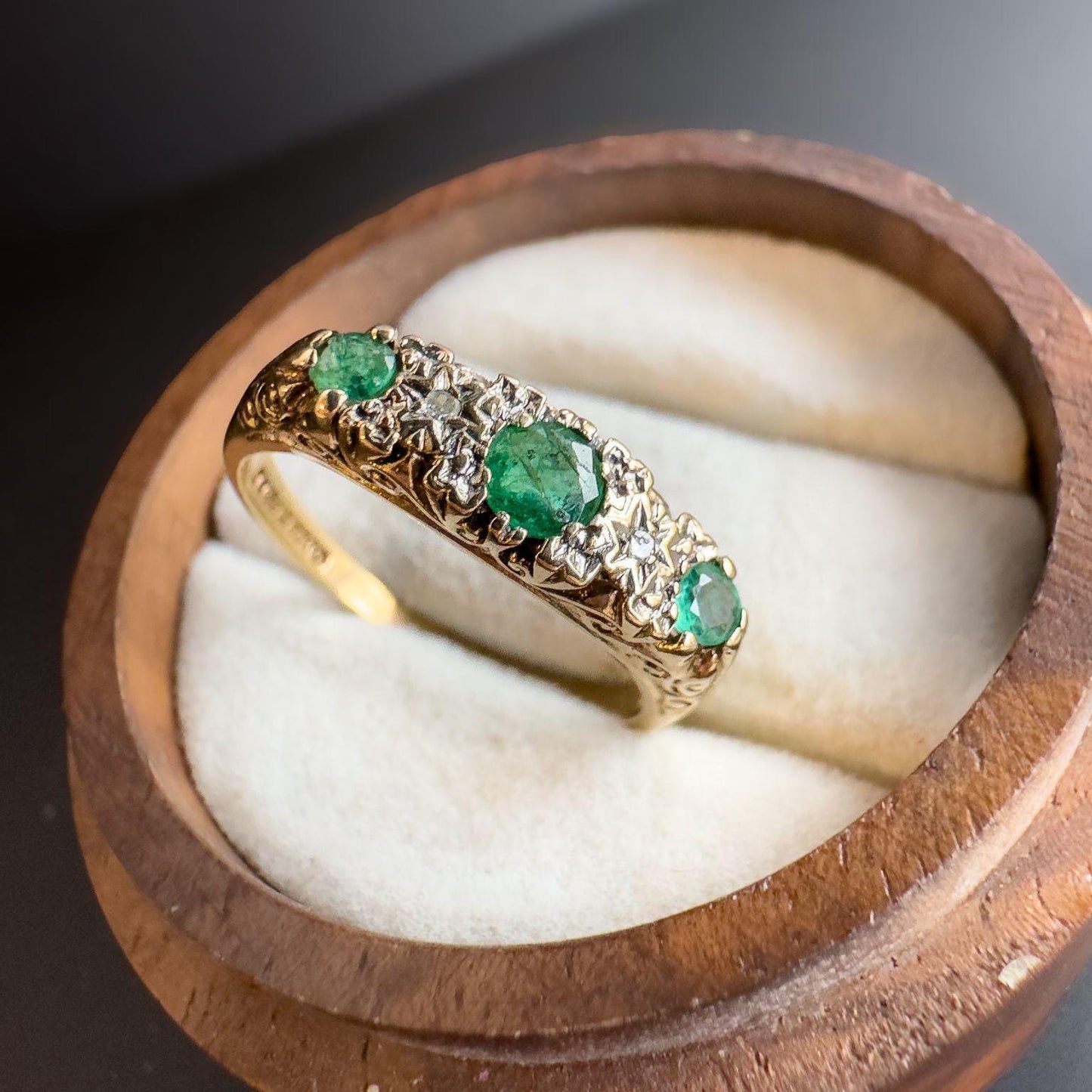 1980s Three-Stone Emerald & Diamond Ring in 9ct Gold Stunning Scrollwork | UK Size N - US 6.75 | Resizable | English Hallmarks