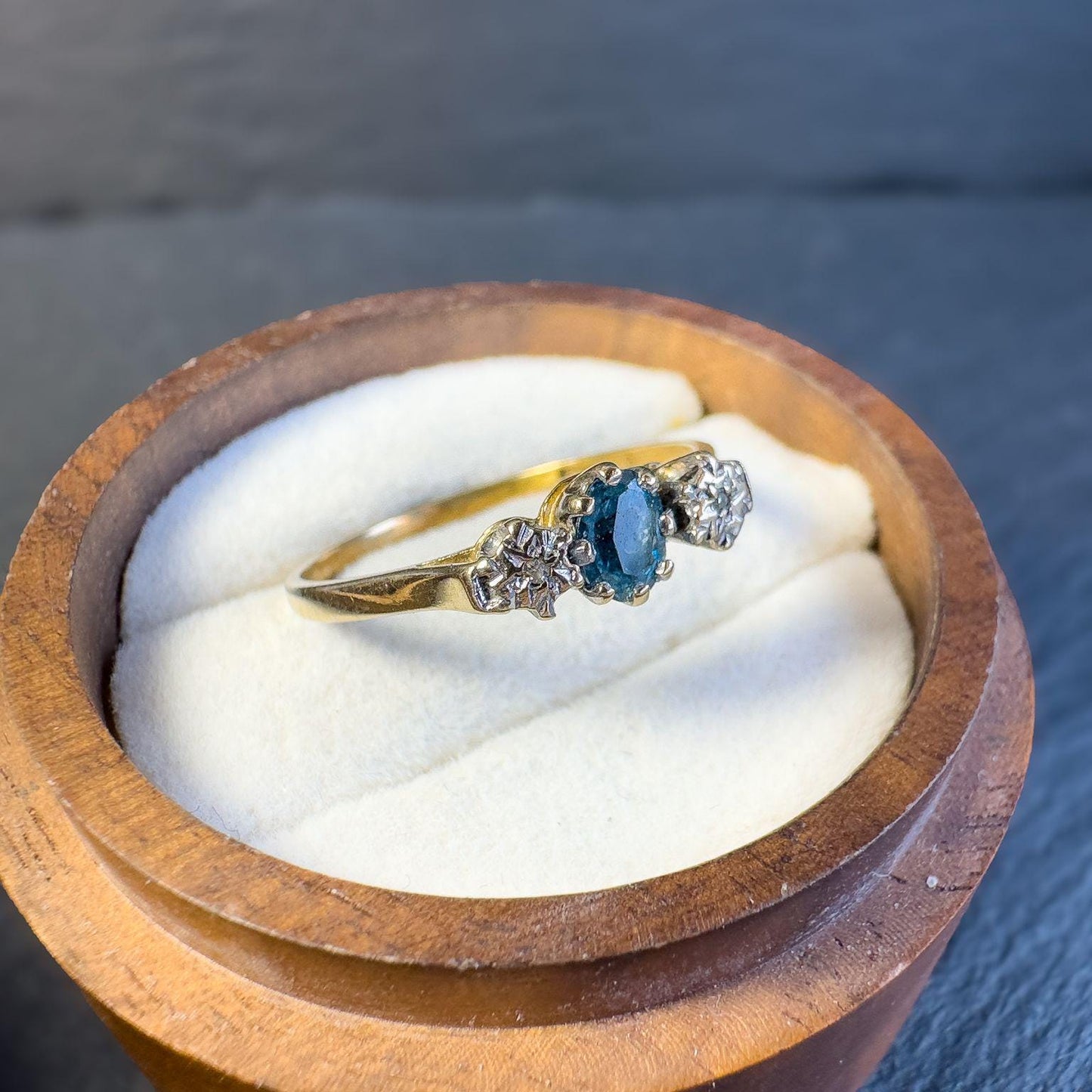 Vintage 9ct Gold Topaz & Diamond Ring Birmingham Hallmarked 1965 | English Hallmarks | UK R 1/2 - US 8.75 | Resizable |