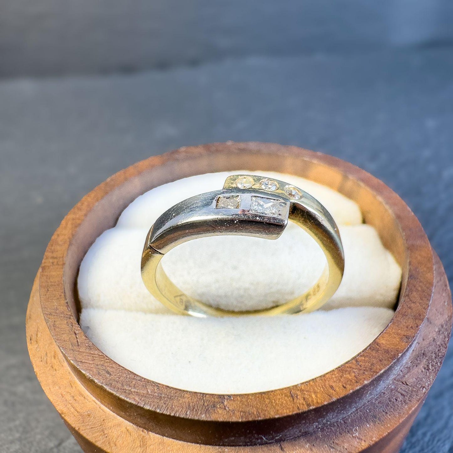 Vintage 14ct Gold Diamond Ring - Unique Geometric Design | Engagement Ring | Hallmarks | UK M | Resizable |