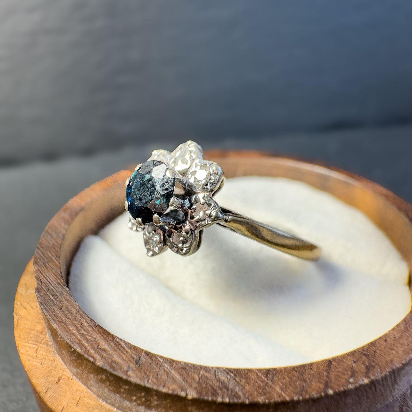 Vintage 9ct Gold Sapphire and Diamond Ring | Birmingham 1975's Hallmark | Floral Cluster Design | UK N 1/2 | Resizable |