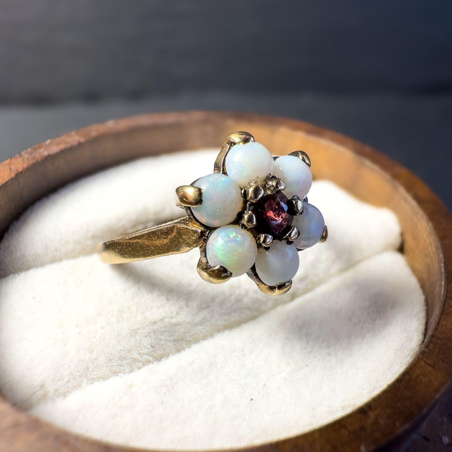 Vintage 9ct Gold Opal and Garnet Ring - English Hallmark | Daisy Flower Ring | UK J 1/2 | Resizable |