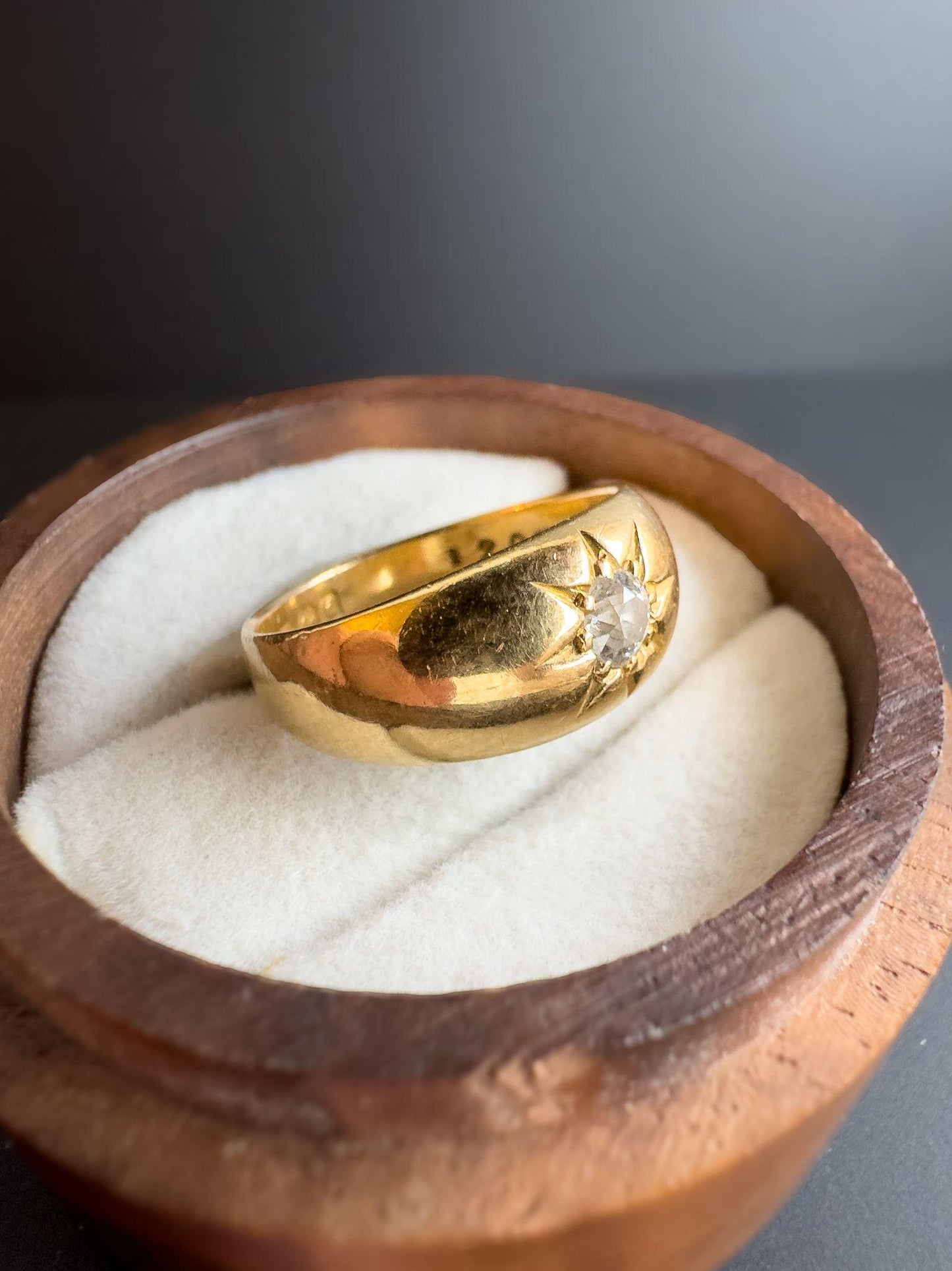 18ct Gold | Victorian | Diamond Gypsy Ring