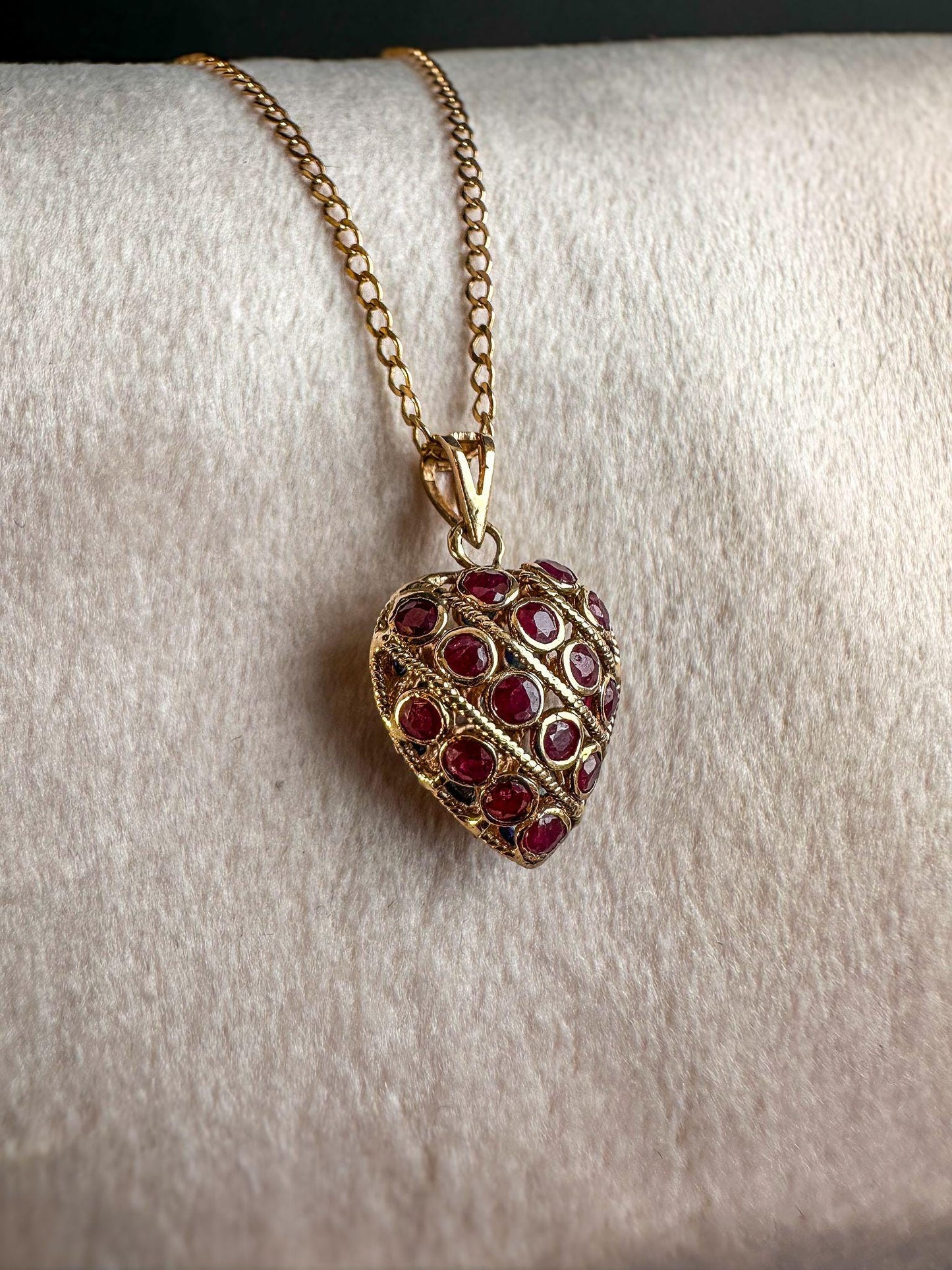 Vintage 9ct Gold Heart-Shaped Ruby & Sapphire Pendant on 9ct Gold Fine Link Chain Necklace | English Hallmarks | 46cm / 18 Inch