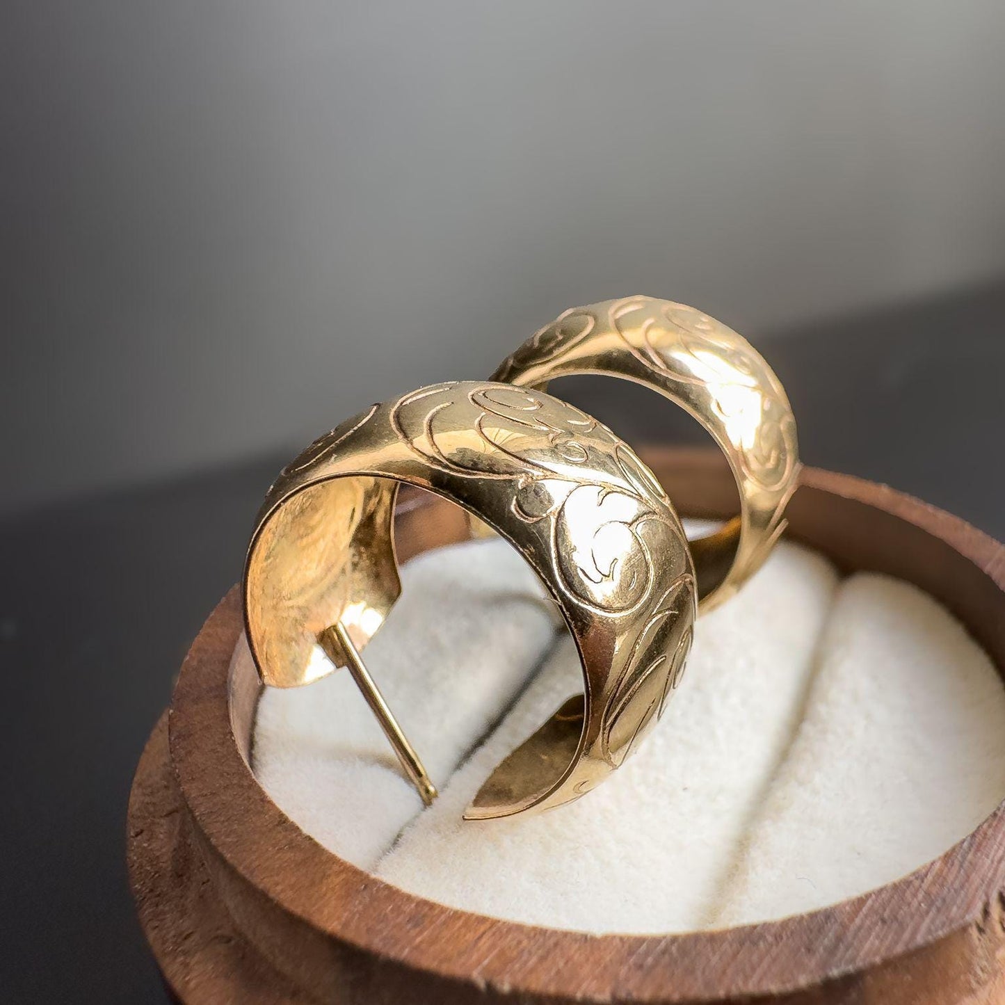 Vintage 9ct Gold Engraved Hoop Earrings | Bold Floral Patterned Huggies | Classic Statement Jewelry | Gift for Her| Hallmarks |
