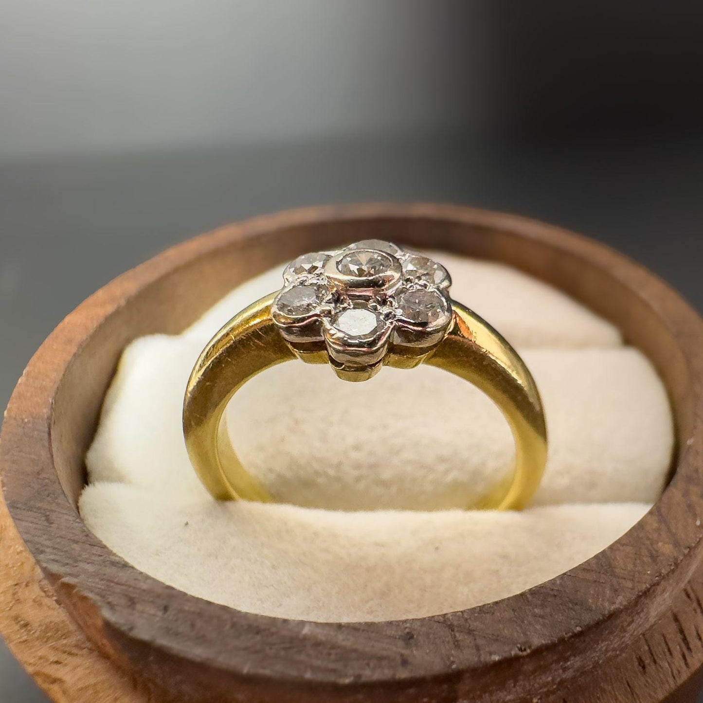 Vintage 18ct Solid Gold Diamond Daisy Flower Cluster Ring | Classic Statement Jewelry | English Hallmarks | UK K 1/2 - US 5.5 | Resizable