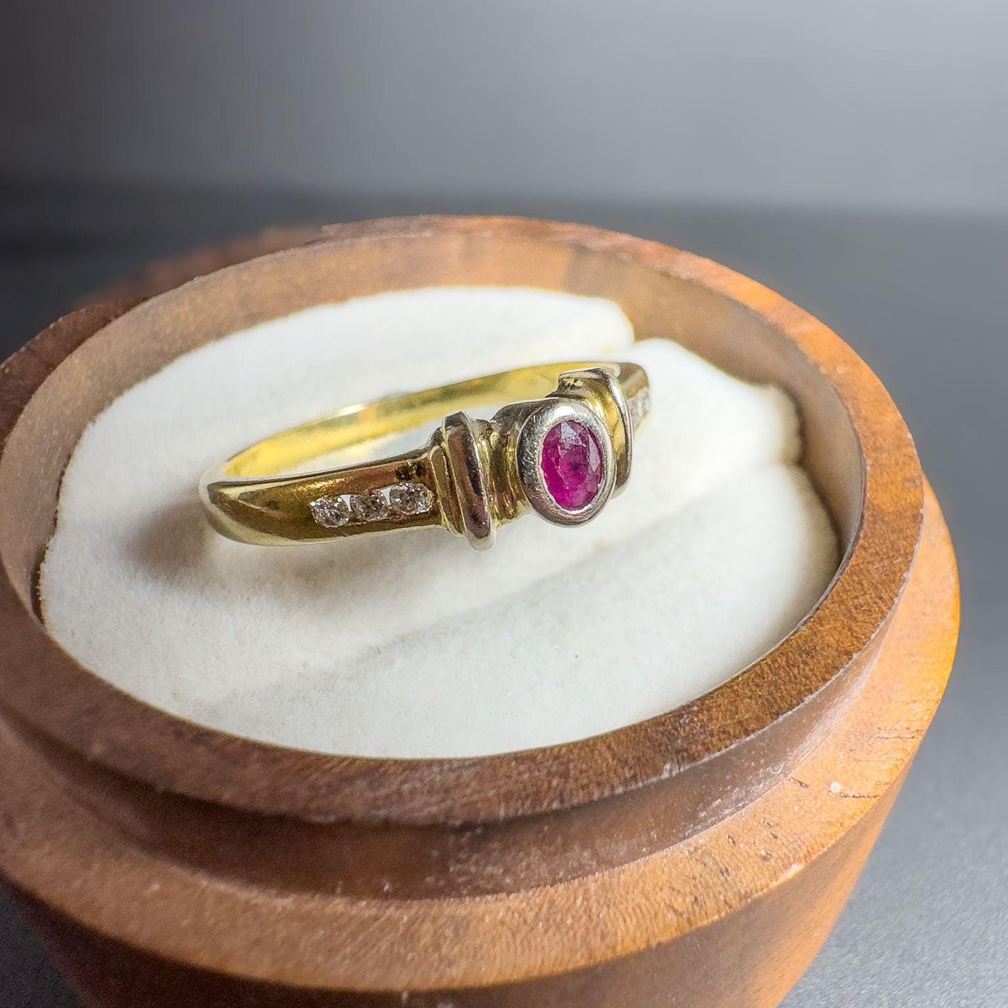 Exquisite Vintage 14ct Gold Ruby & Diamond Ring | Elegant Retro Ring | Unique Heirloom Jewelry | Gift for Her | UK Q - US 8.25 | Resizable